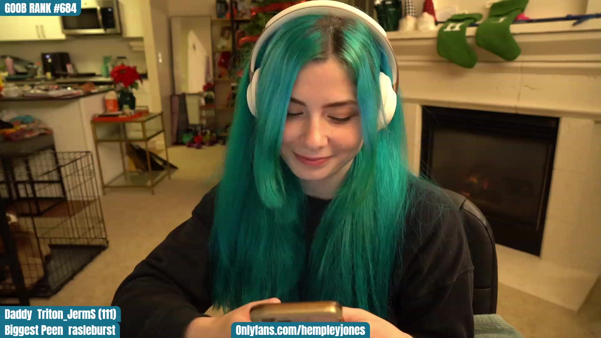Gallery image thumbnail from SassyMcFucker's myfreecams stream on, 12/13/2022, 02:20 image 5 of 20