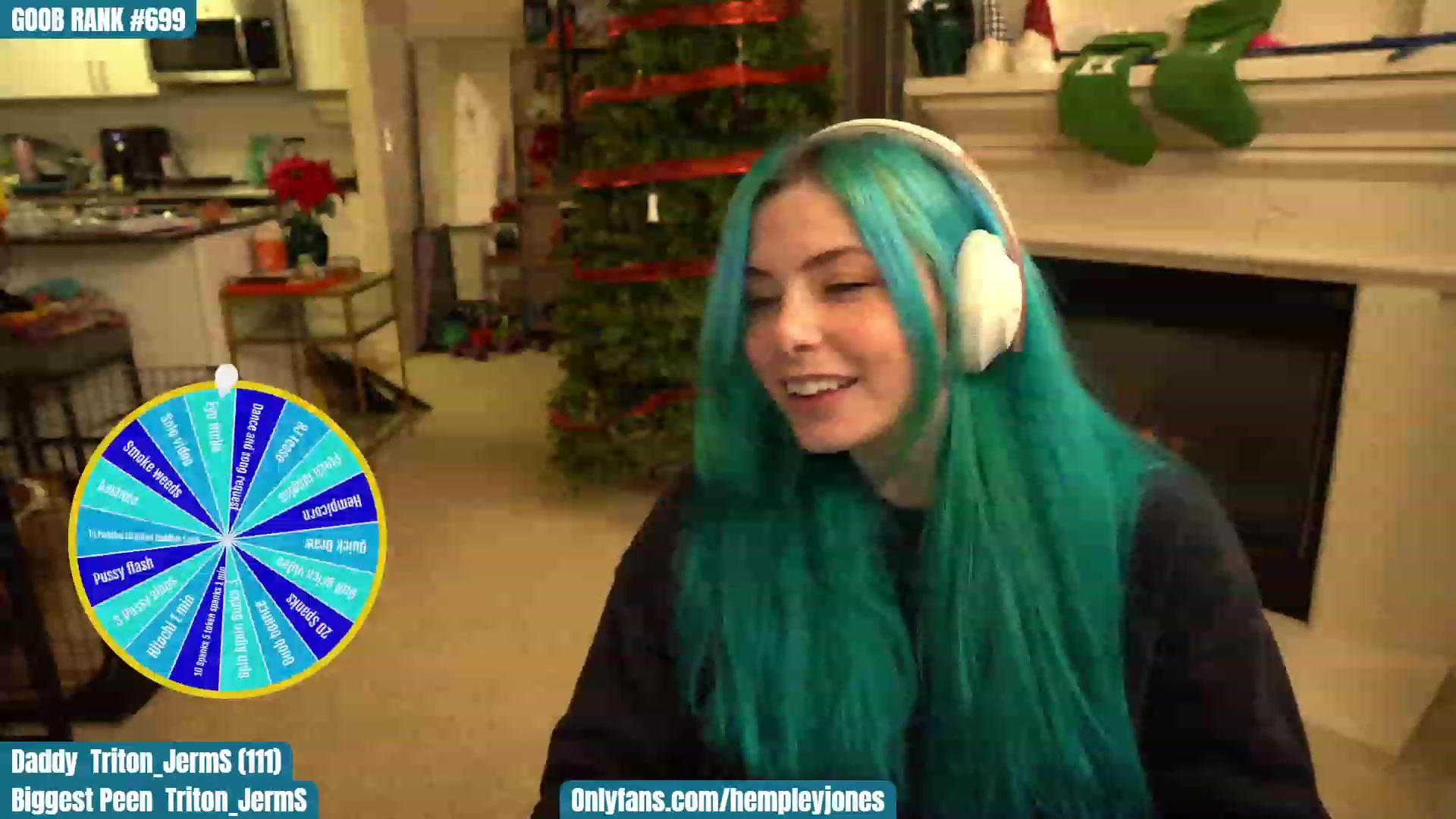 Gallery image thumbnail from SassyMcFucker's myfreecams stream on, 12/13/2022, 02:20 image 4 of 20