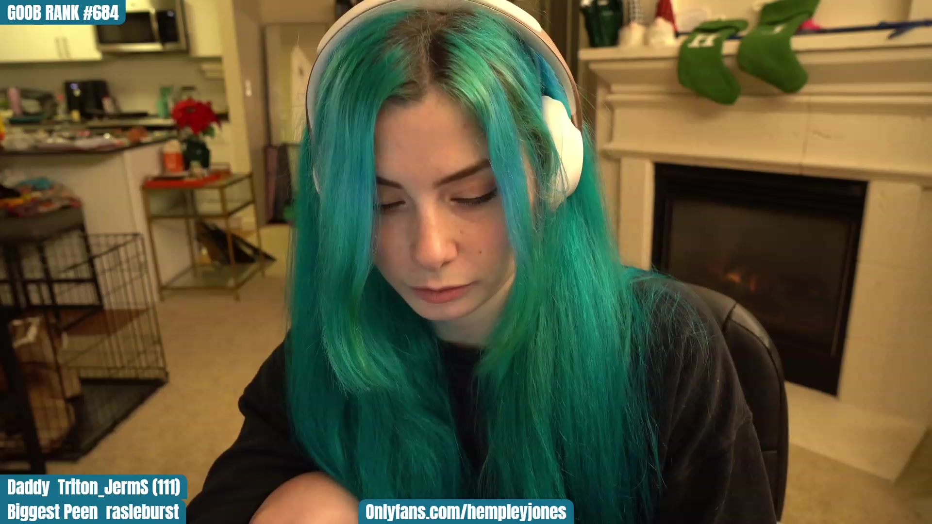 Gallery image thumbnail from SassyMcFucker's myfreecams stream on, 12/13/2022, 02:20 image 8 of 20