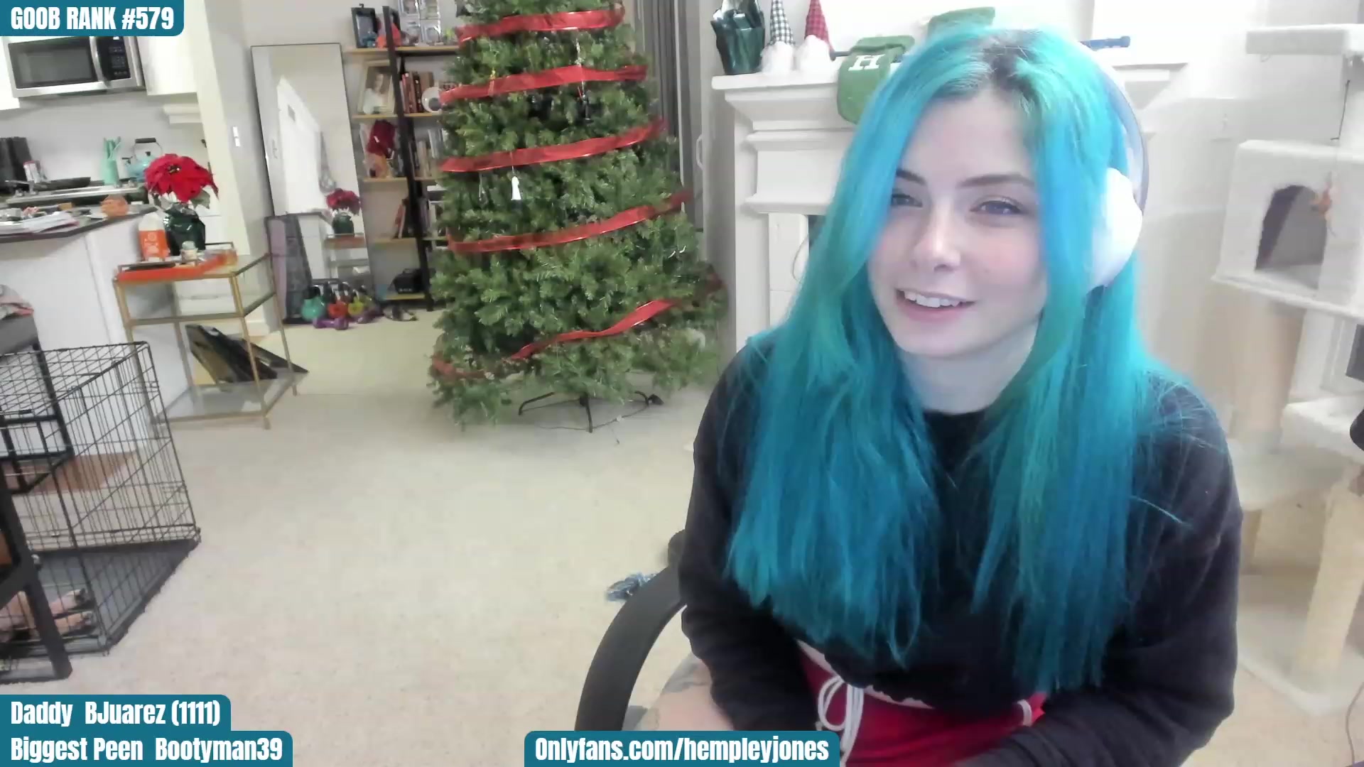 Gallery image thumbnail from SassyMcFucker's myfreecams stream on, 12/13/2022, 03:04 image 3 of 20