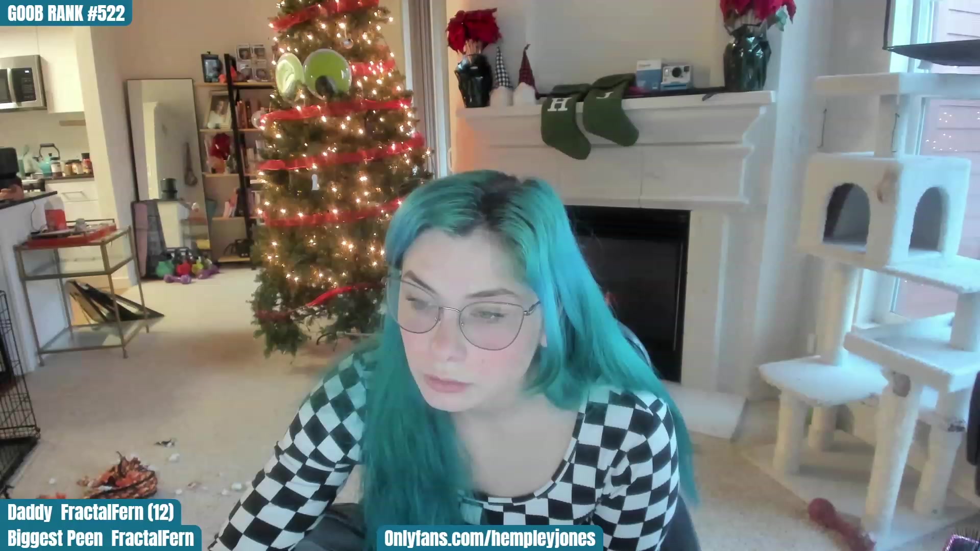 Gallery image thumbnail from SassyMcFucker's myfreecams stream on, 12/17/2022, 24:10 image 10 of 20