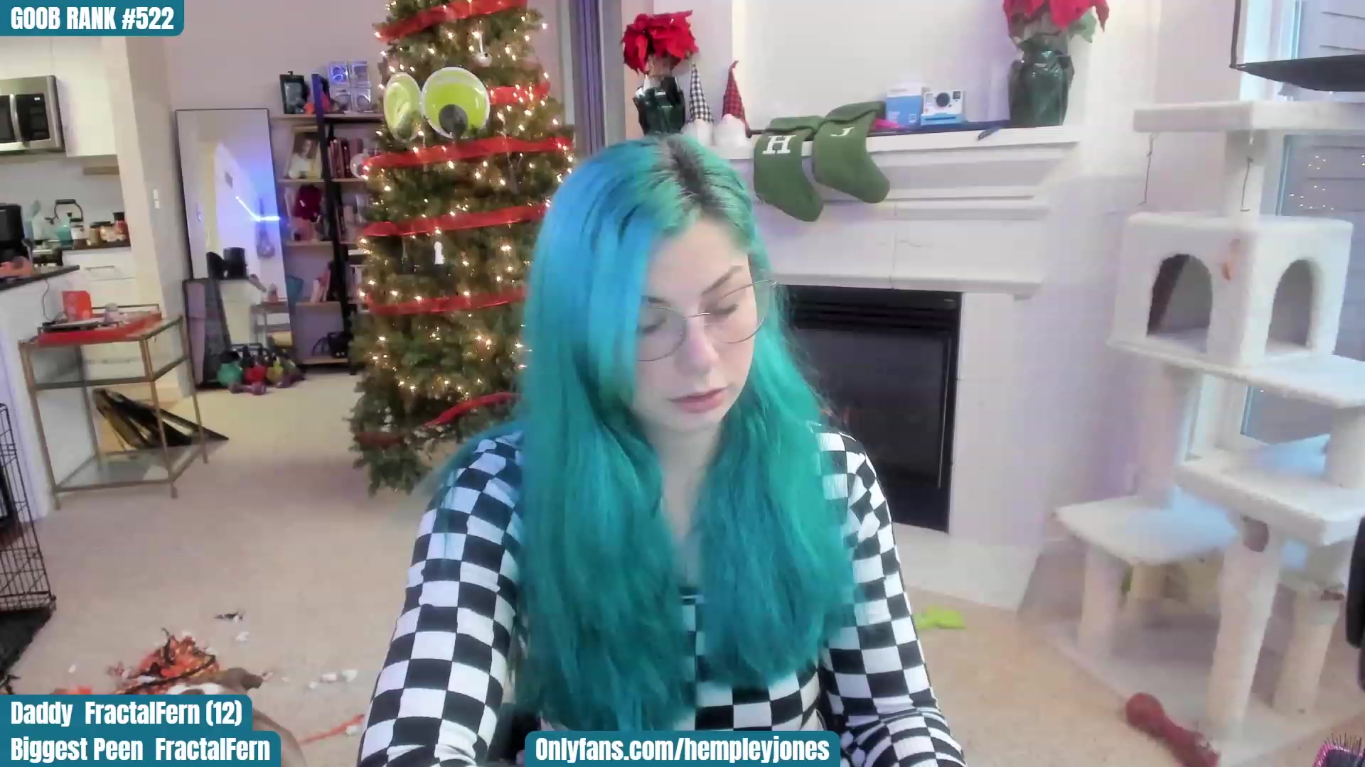 Gallery image thumbnail from SassyMcFucker's myfreecams stream on, 12/17/2022, 24:10 image 15 of 20