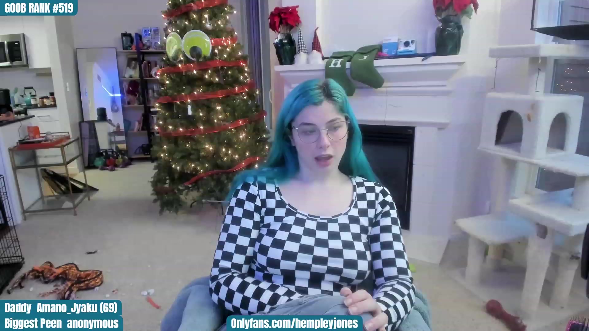 Gallery image thumbnail from SassyMcFucker's myfreecams stream on, 12/17/2022, 24:43 image 5 of 20