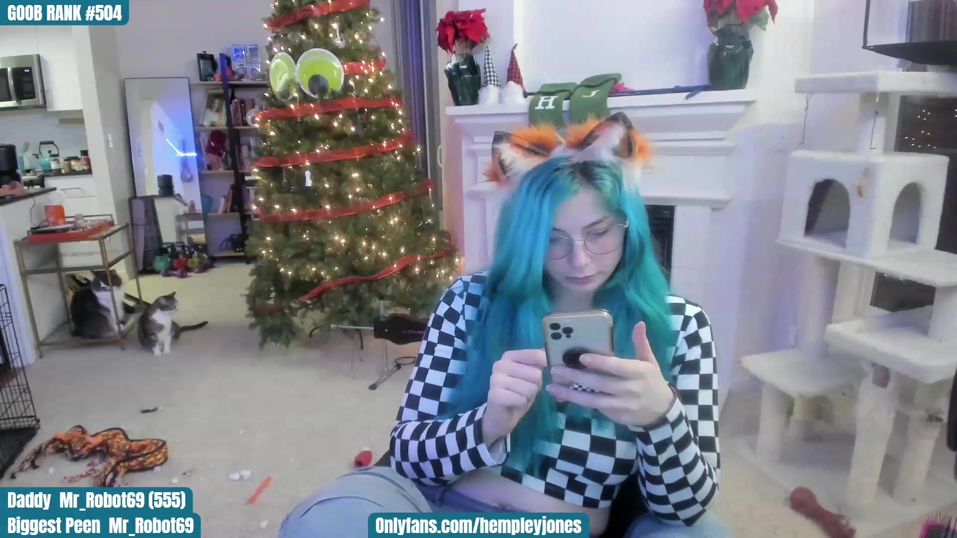 Gallery image thumbnail from SassyMcFucker's myfreecams stream on, 12/17/2022, 03:04 image 4 of 20