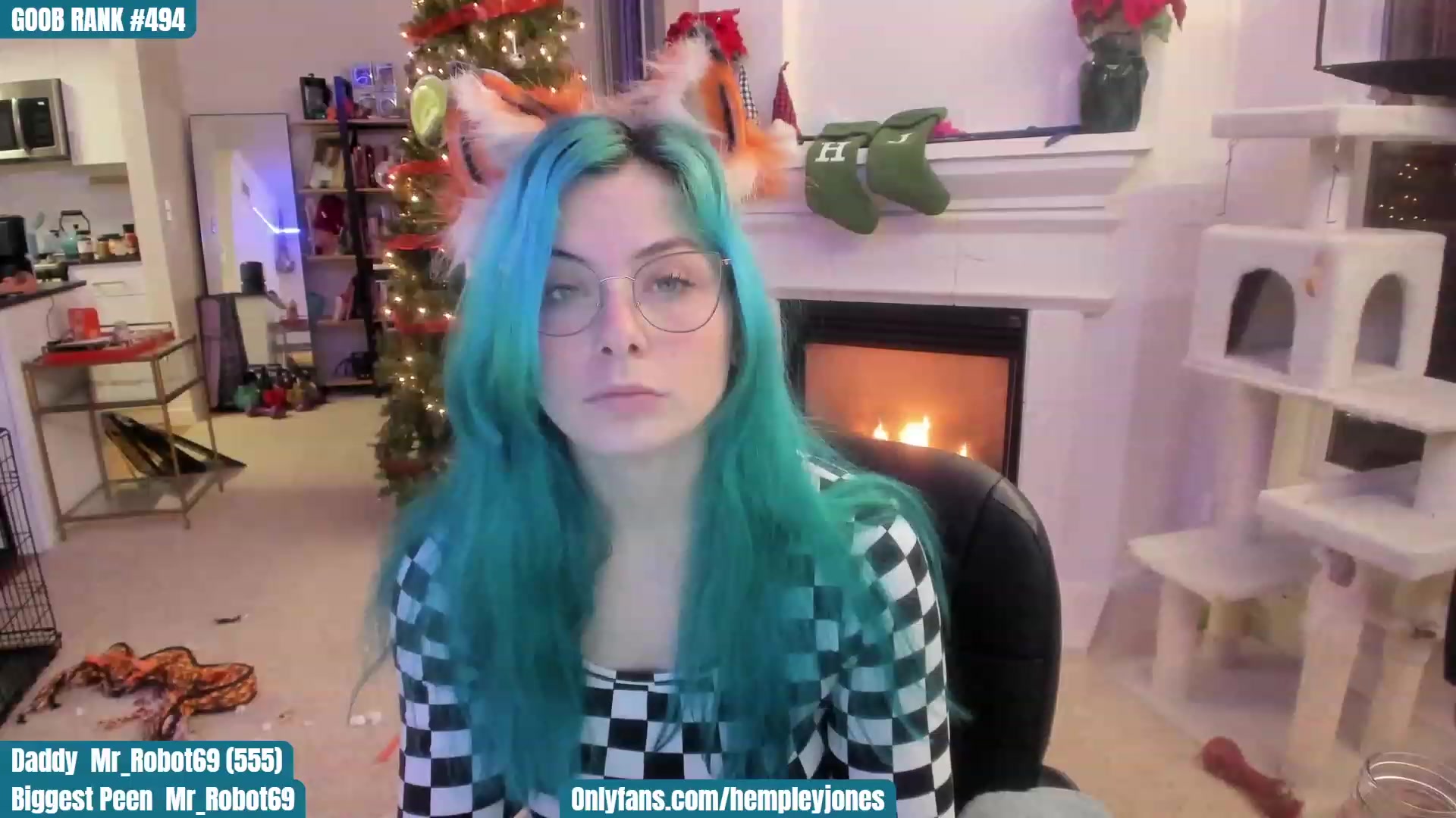 Gallery image thumbnail from SassyMcFucker's myfreecams stream on, 12/17/2022, 03:04 image 11 of 20