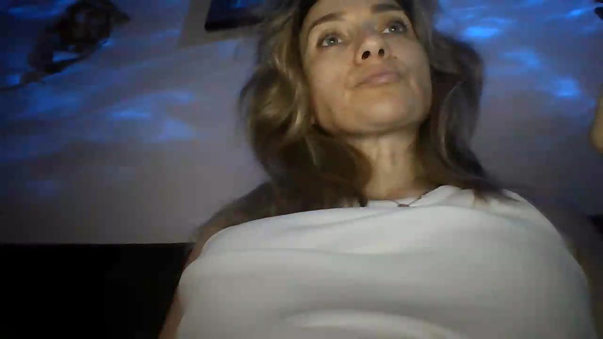 Gallery image thumbnail from SassyOwl's myfreecams stream on, 06/10/2026, 19:17 image 20 of 20