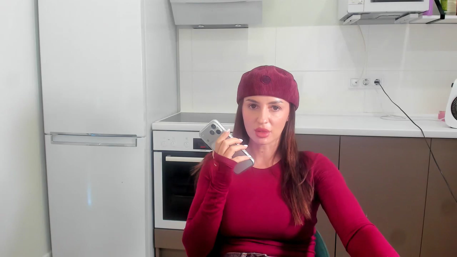 Gallery image thumbnail from SassyPants111's myfreecams stream on, 04/13/2026, 09:53 image 8 of 20