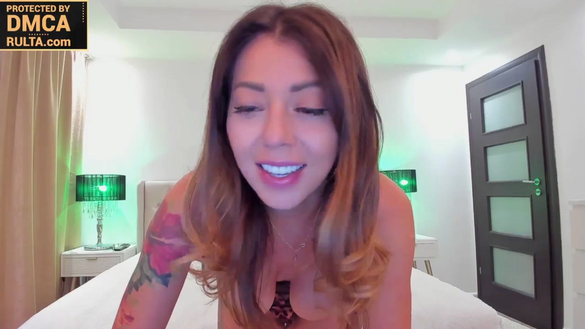 Gallery image thumbnail from SassyR's myfreecams stream on, 03/16/2024, 24:12 image 7 of 20