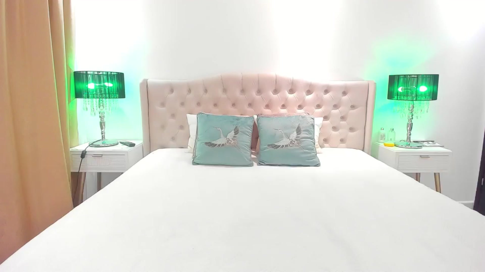 Gallery image thumbnail from SassyR's myfreecams stream on, 11/16/2024, 21:46 image 13 of 20