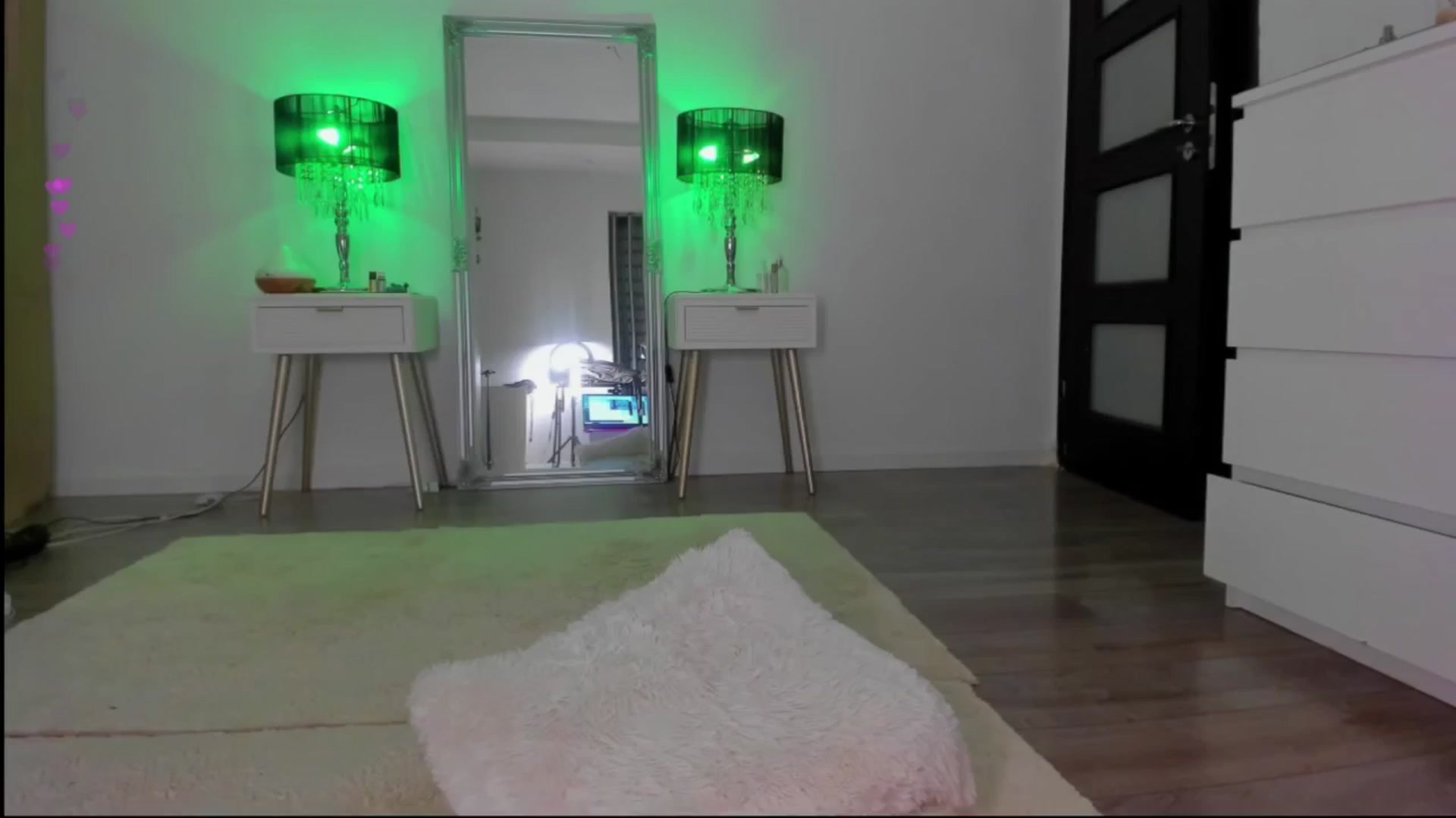 Gallery image thumbnail from SassyR's myfreecams stream on, 03/28/2026, 23:33 image 6 of 20
