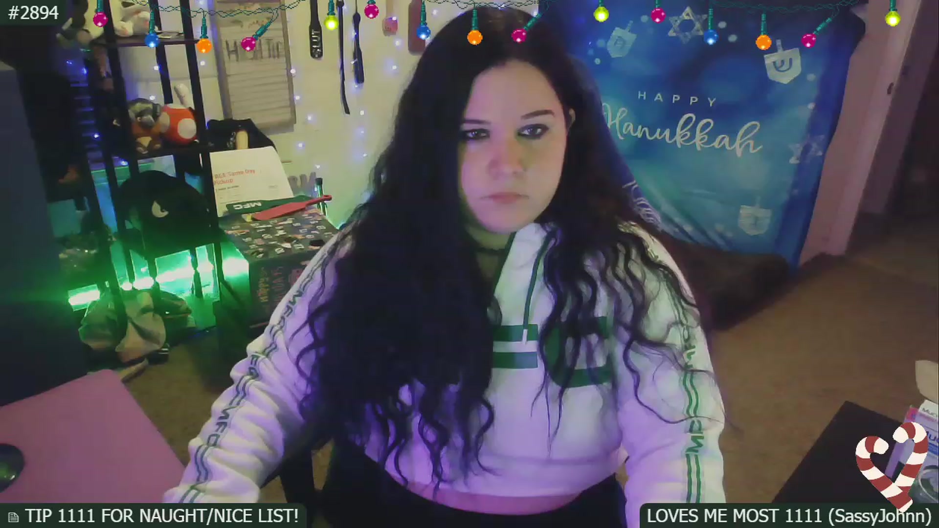 Gallery image thumbnail from SassySarah94's myfreecams stream on, 12/06/2022, 03:43 image 16 of 20