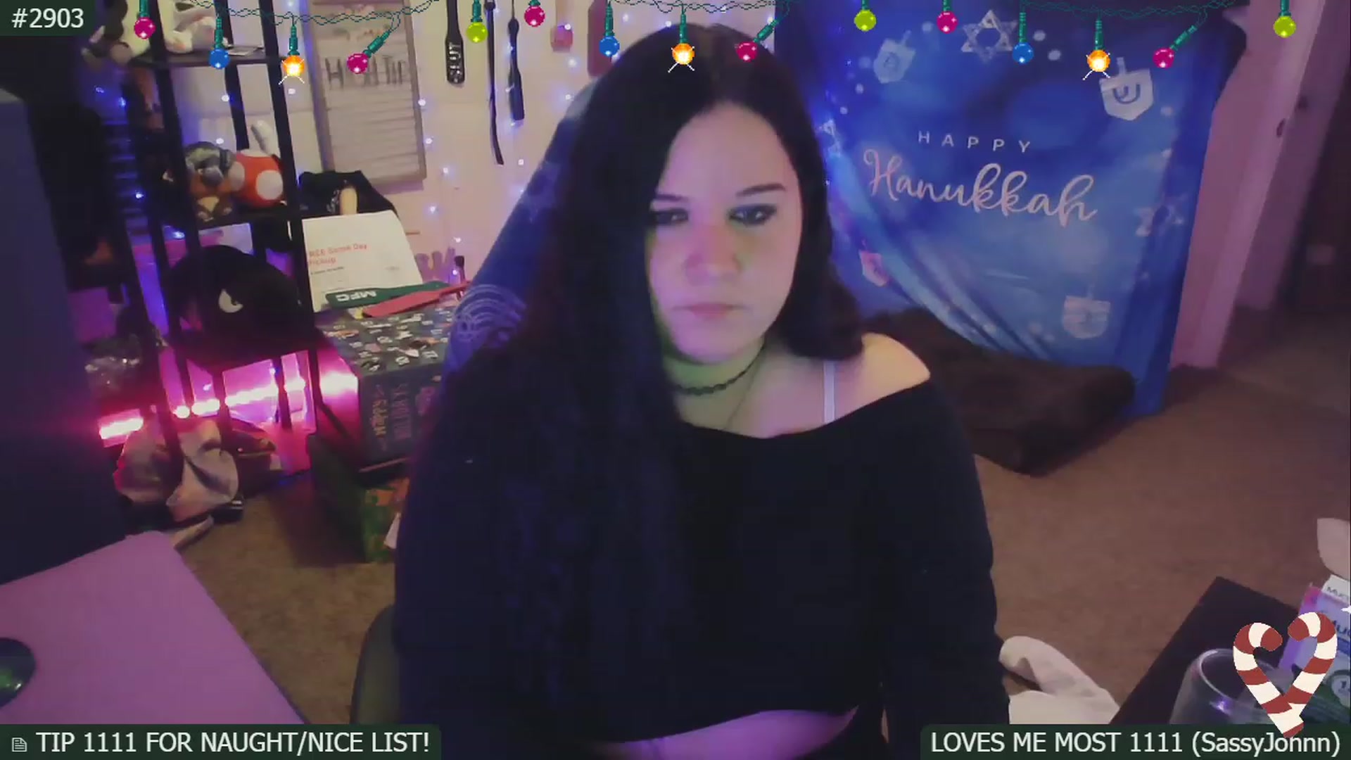 Gallery image thumbnail from SassySarah94's myfreecams stream on, 12/06/2022, 04:14 image 9 of 20