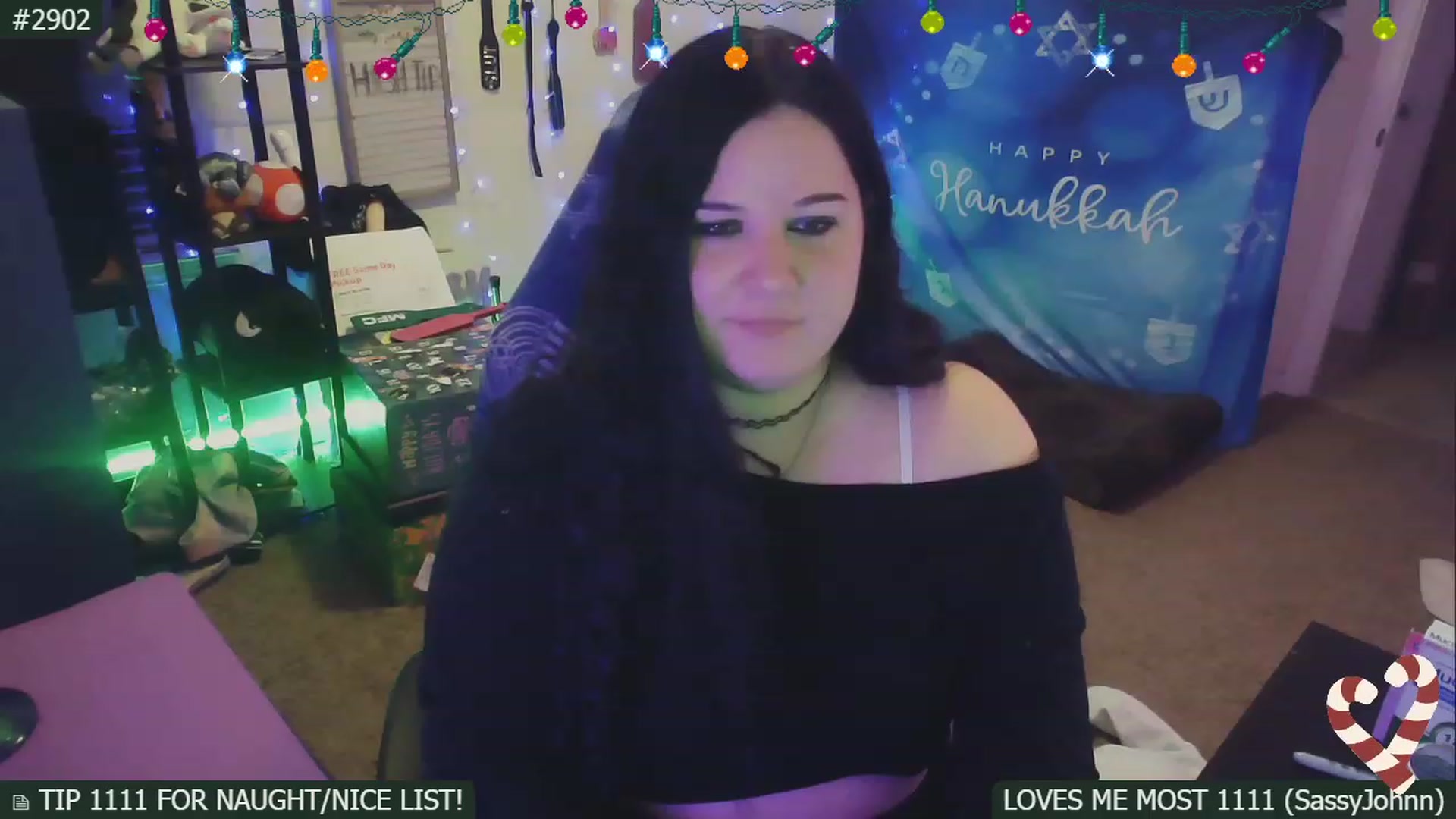 Gallery image thumbnail from SassySarah94's myfreecams stream on, 12/06/2022, 04:14 image 8 of 20