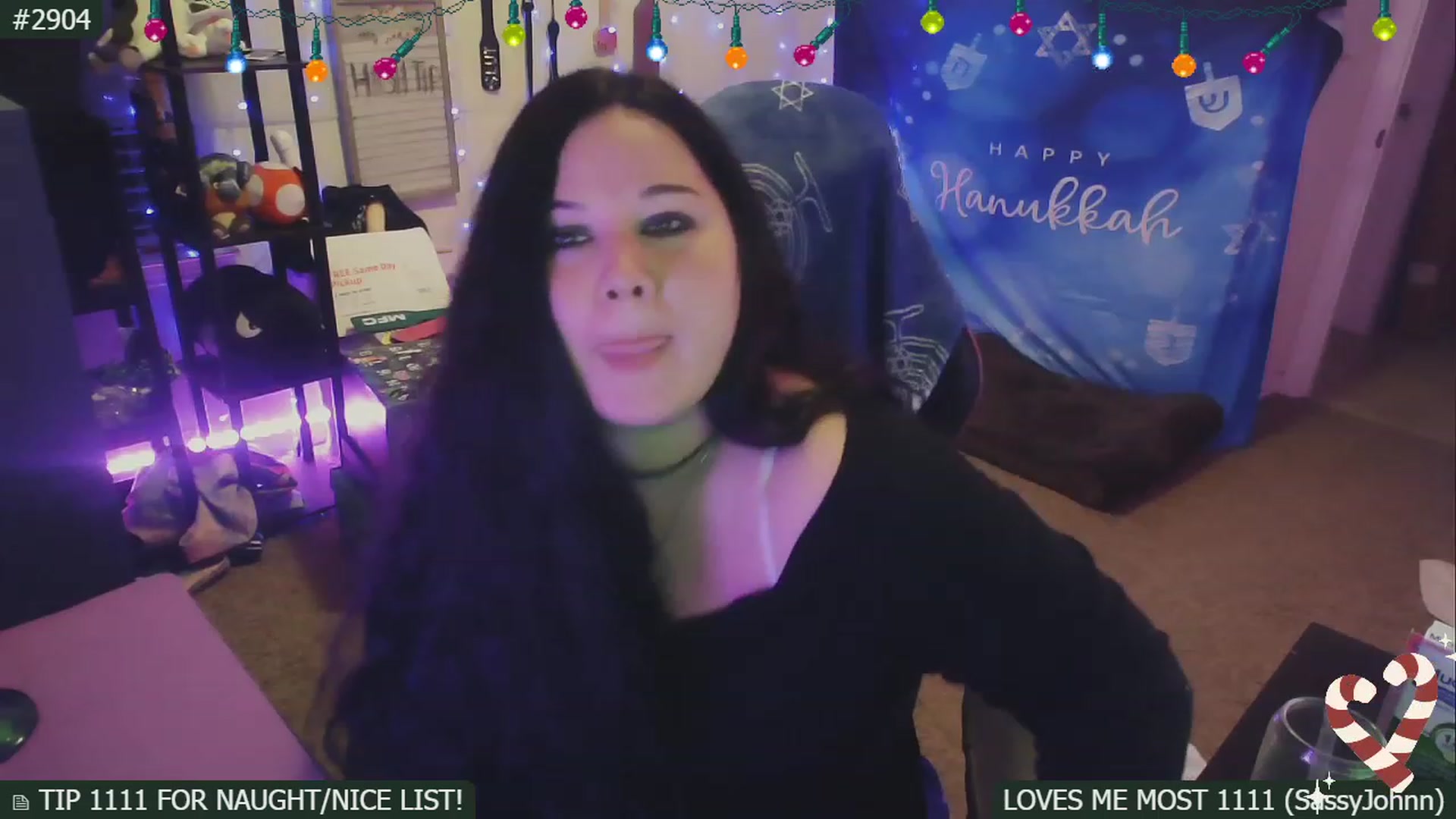 Gallery image thumbnail from SassySarah94's myfreecams stream on, 12/06/2022, 04:14 image 12 of 20