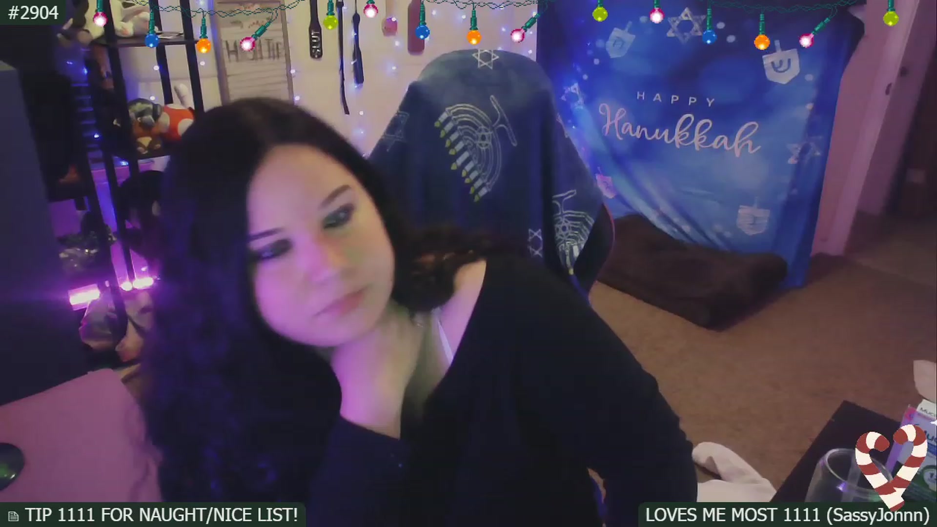 Gallery image thumbnail from SassySarah94's myfreecams stream on, 12/06/2022, 04:14 image 14 of 20
