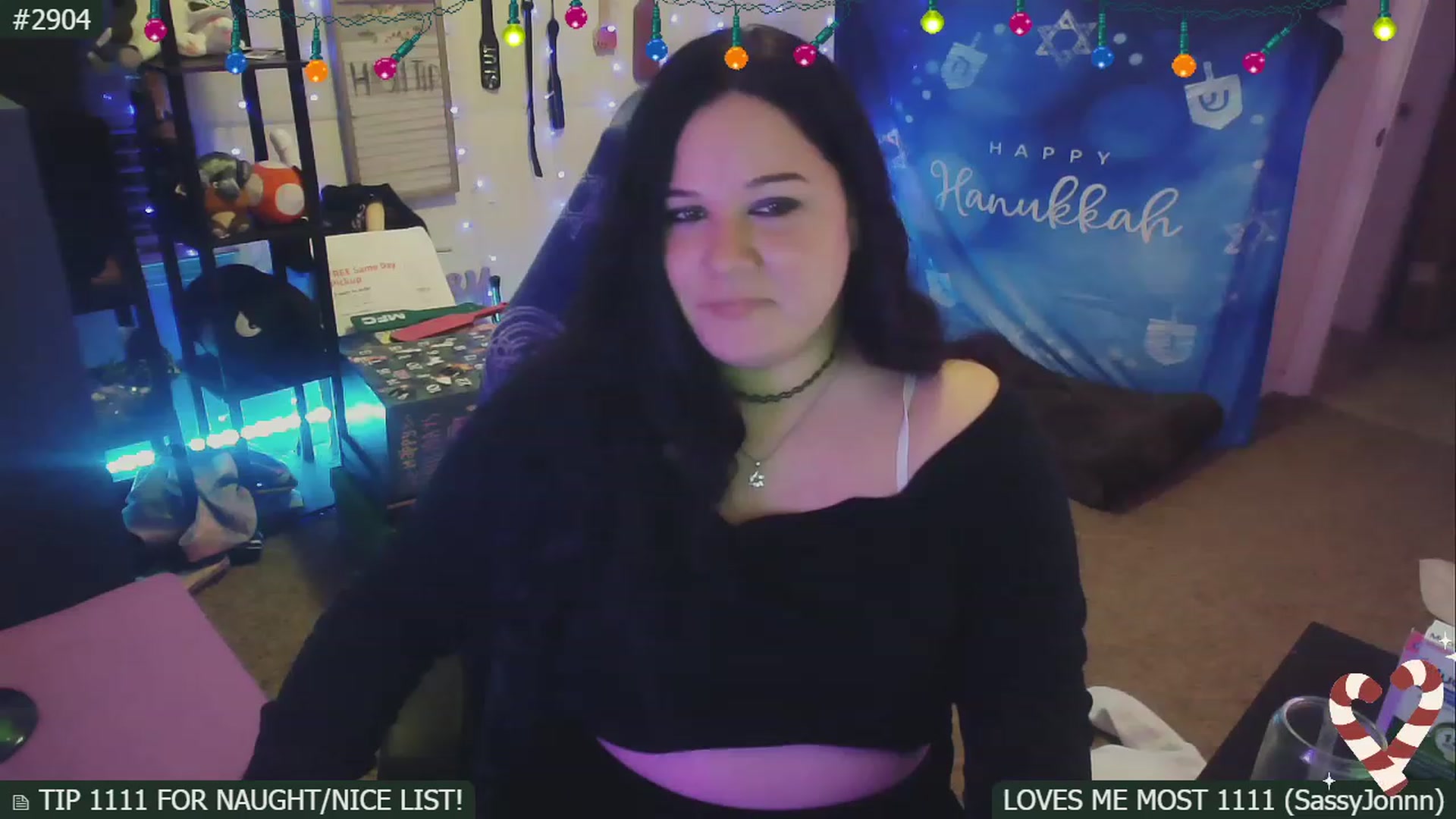 Gallery image thumbnail from SassySarah94's myfreecams stream on, 12/06/2022, 04:14 image 11 of 20