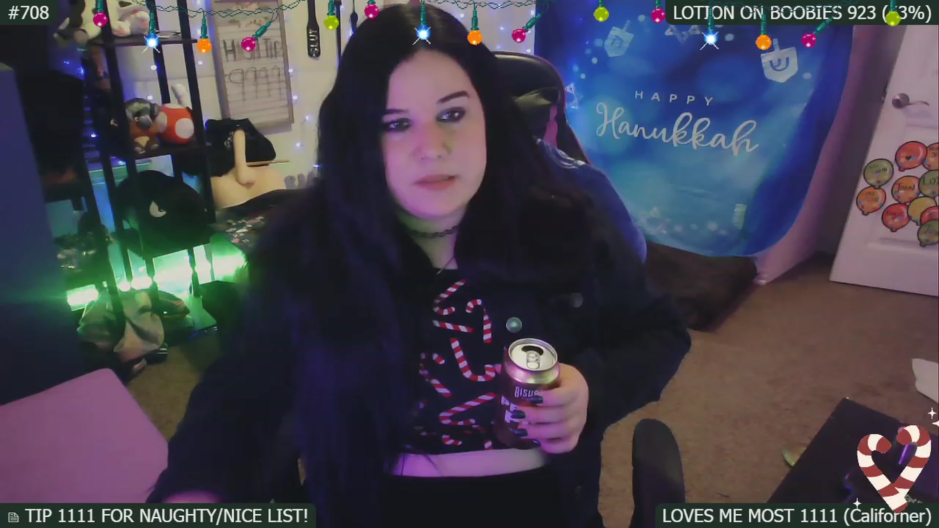 Gallery image thumbnail from SassySarah94's myfreecams stream on, 12/16/2022, 06:15 image 7 of 20