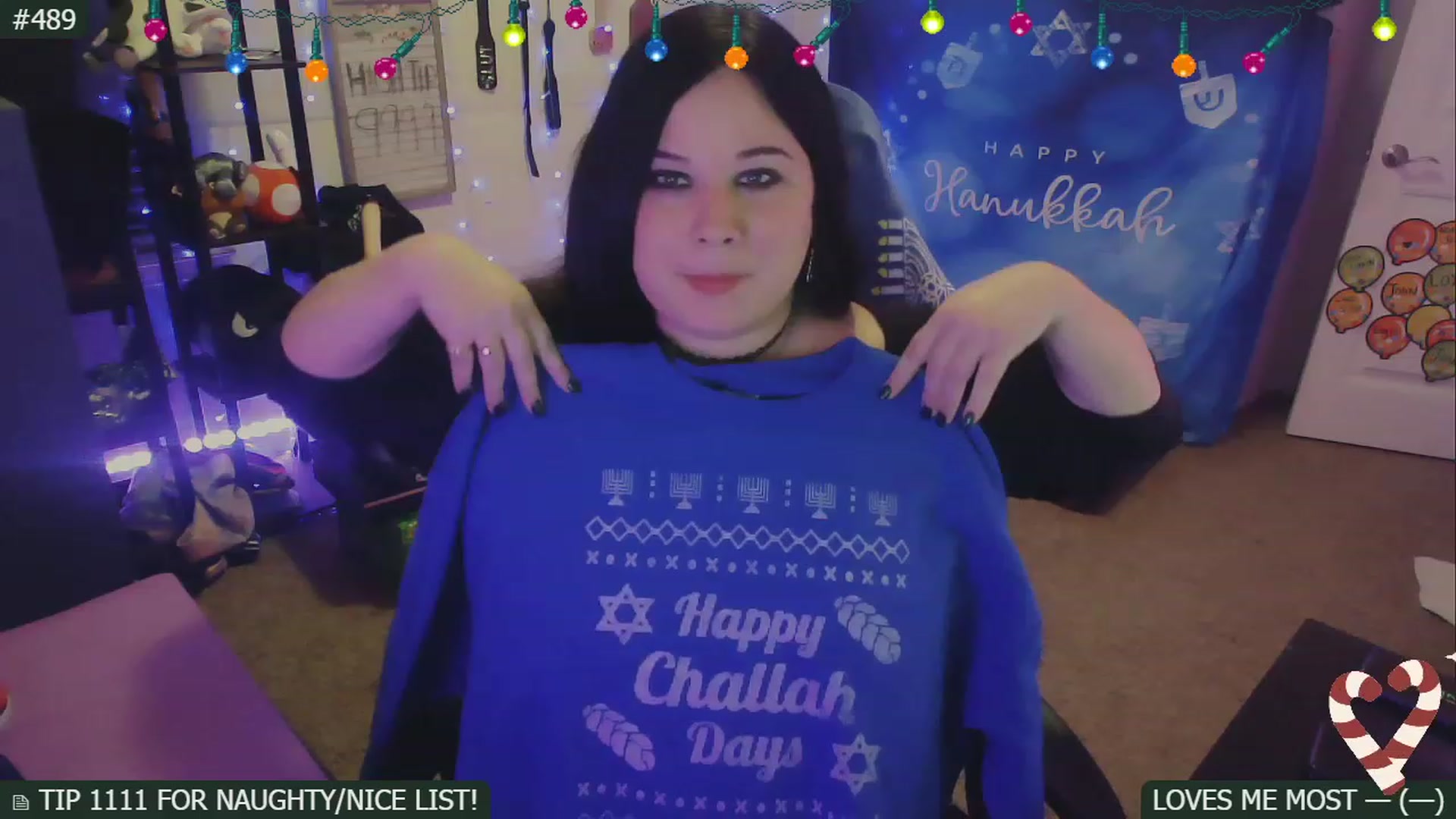 Gallery image thumbnail from SassySarah94's myfreecams stream on, 12/17/2022, 04:52 image 1 of 20