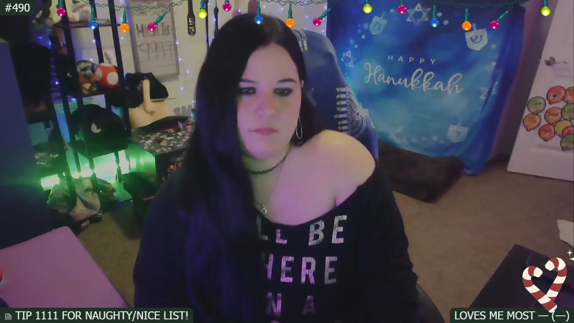 Gallery image thumbnail from SassySarah94's myfreecams stream on, 12/17/2022, 04:52 image 9 of 20