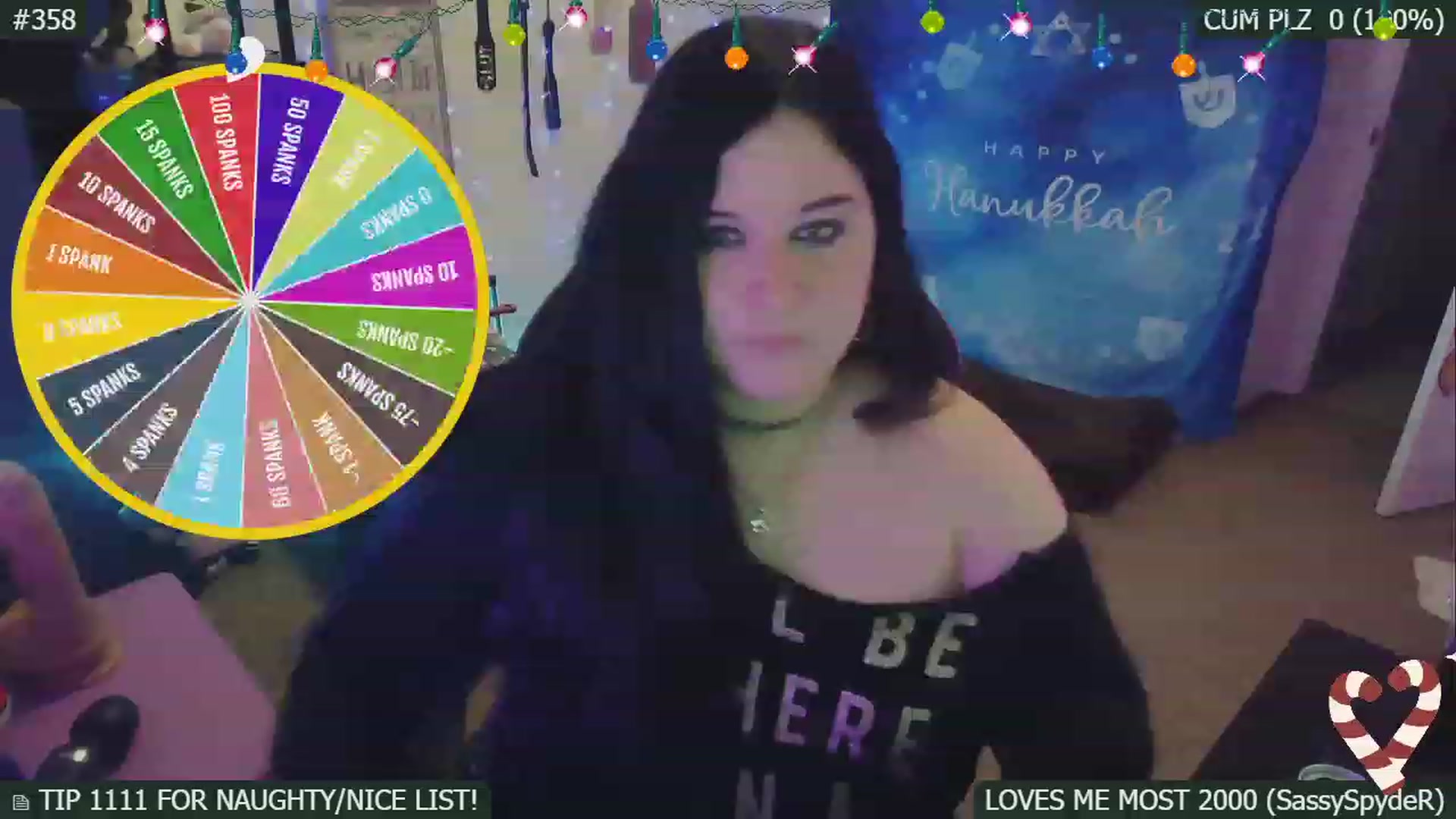 Gallery image thumbnail from SassySarah94's myfreecams stream on, 12/17/2022, 07:06 image 13 of 20