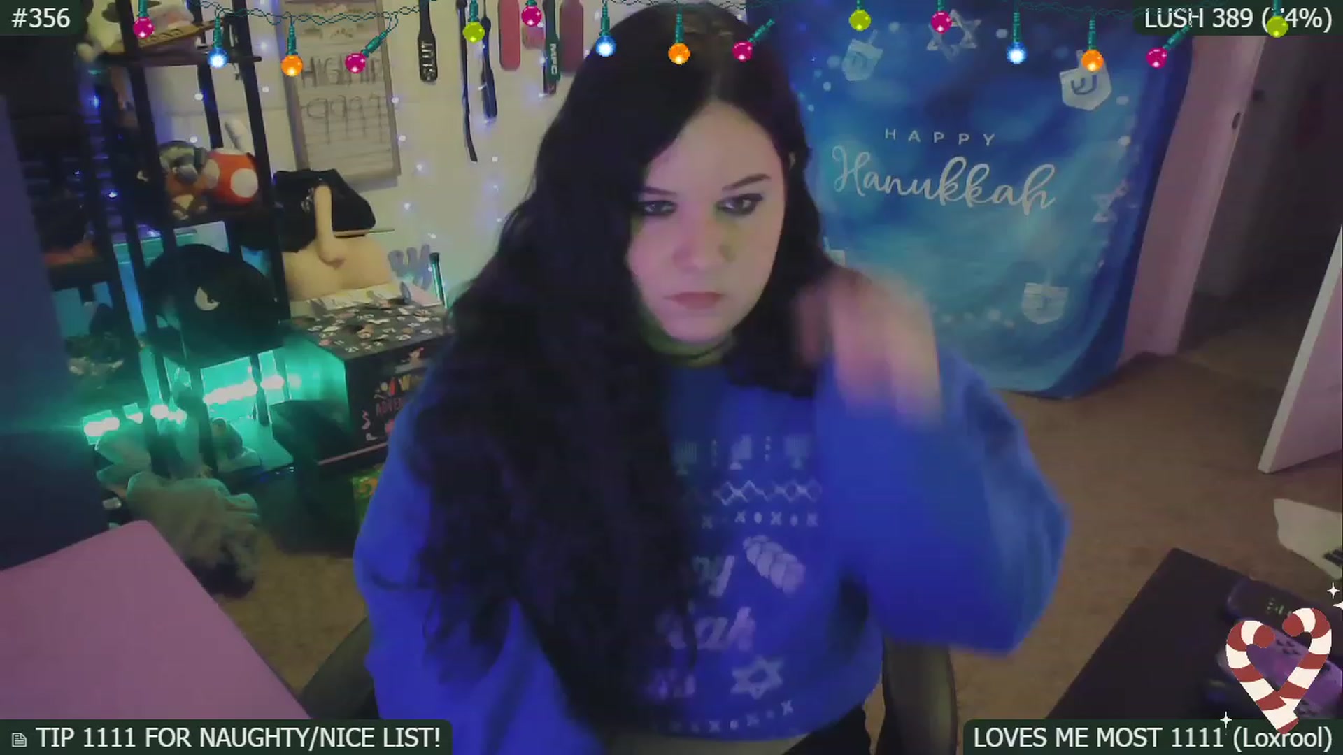 Gallery image thumbnail from SassySarah94's myfreecams stream on, 12/18/2022, 05:01 image 6 of 20
