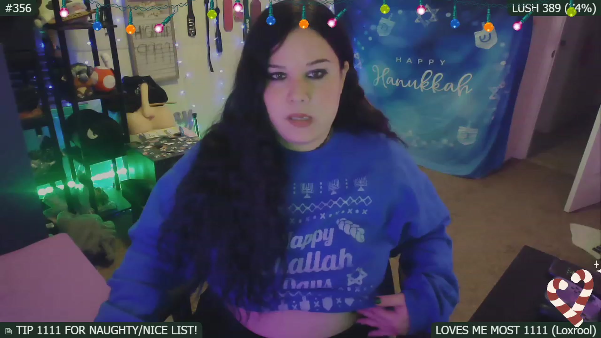 Gallery image thumbnail from SassySarah94's myfreecams stream on, 12/18/2022, 05:01 image 3 of 20