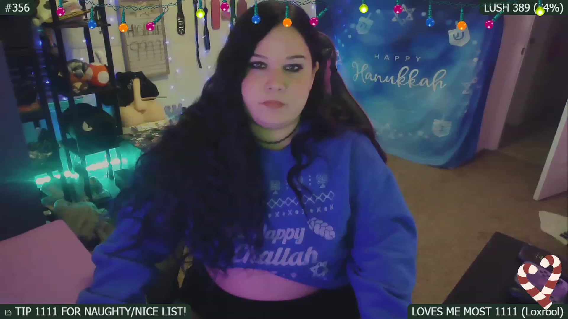 Gallery image thumbnail from SassySarah94's myfreecams stream on, 12/18/2022, 05:01 image 2 of 20