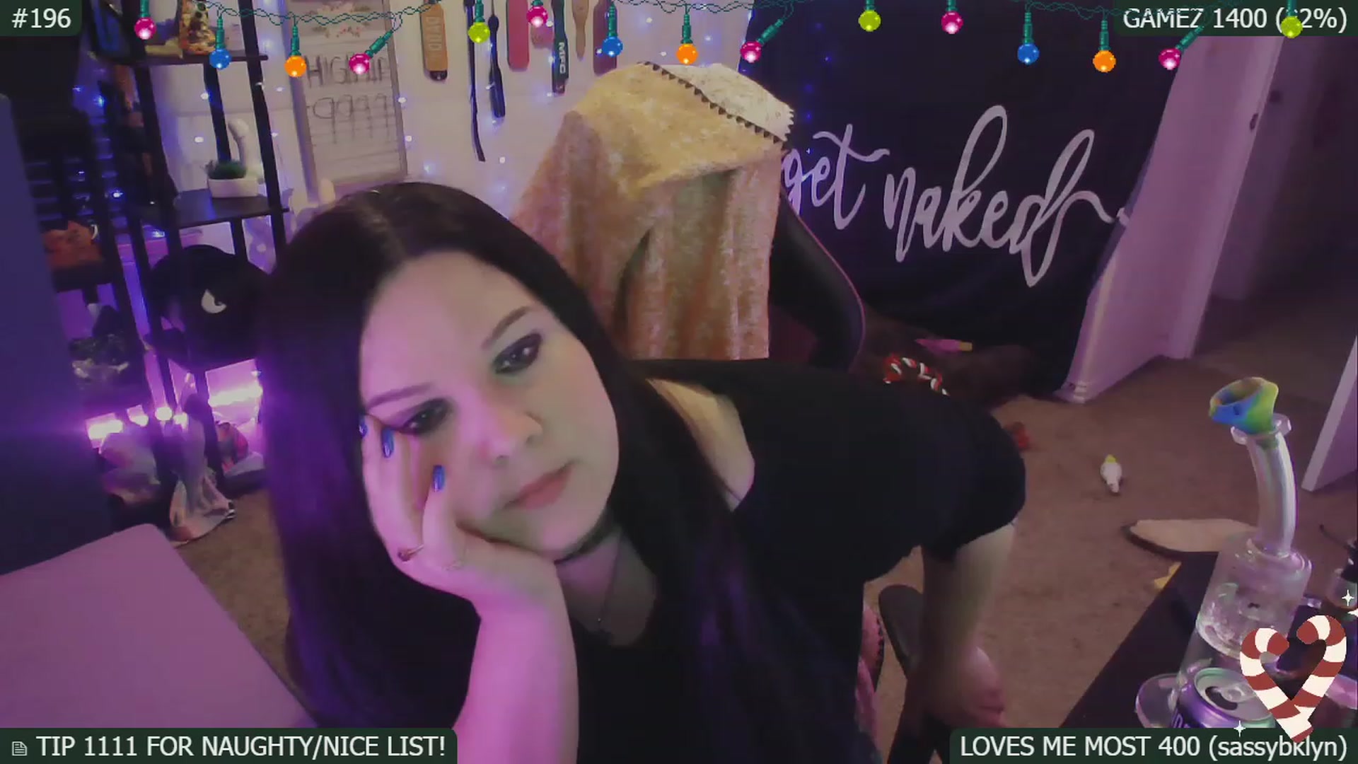 Gallery image thumbnail from SassySarah94's myfreecams stream on, 12/28/2022, 05:40 image 5 of 20