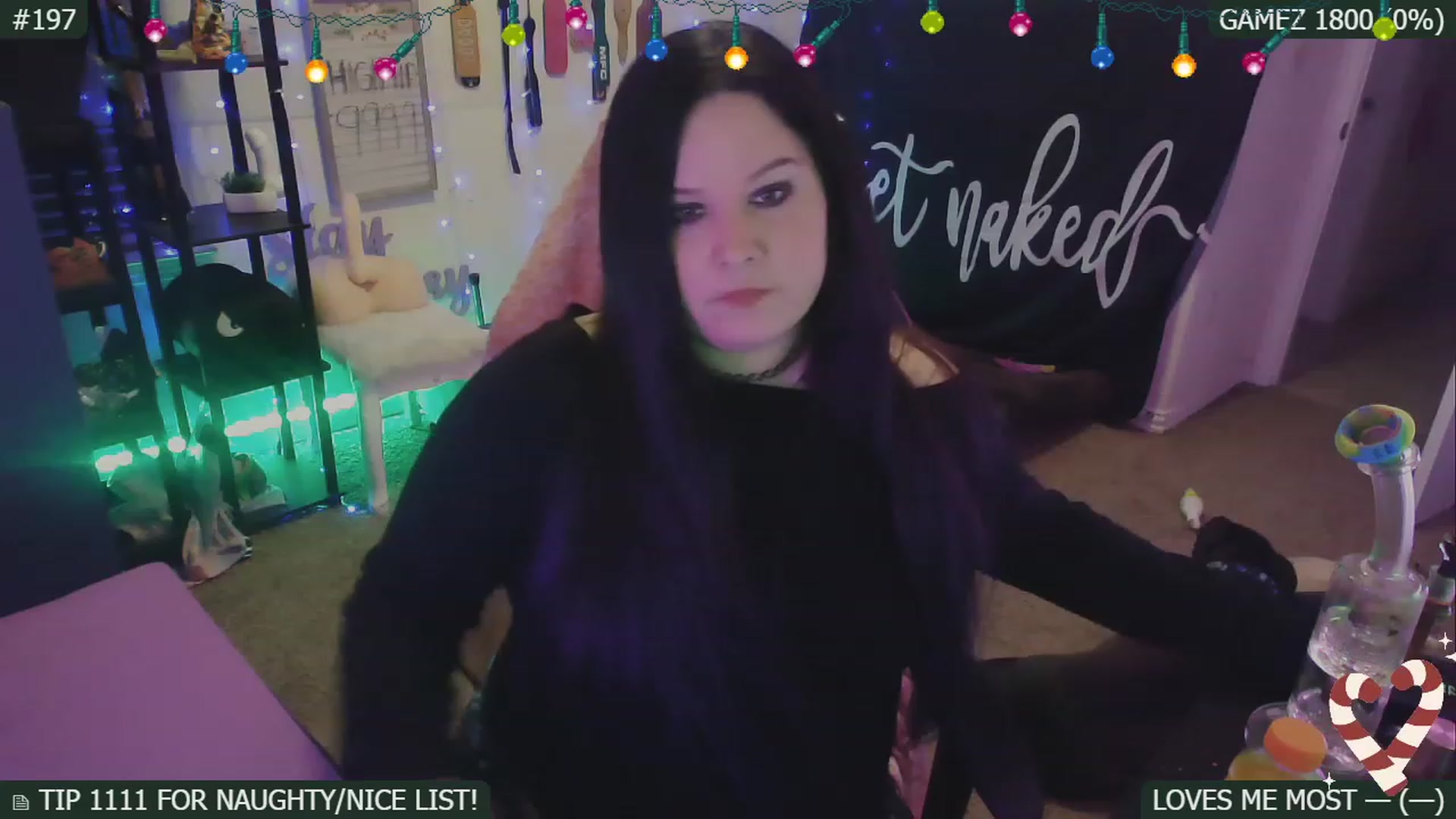 Gallery image thumbnail from SassySarah94's myfreecams stream on, 12/28/2022, 05:40 image 2 of 20
