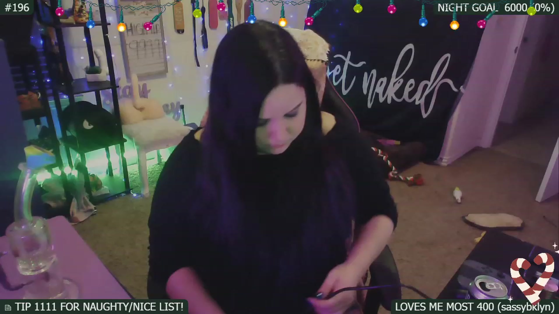 Gallery image thumbnail from SassySarah94's myfreecams stream on, 12/28/2022, 05:40 image 7 of 20