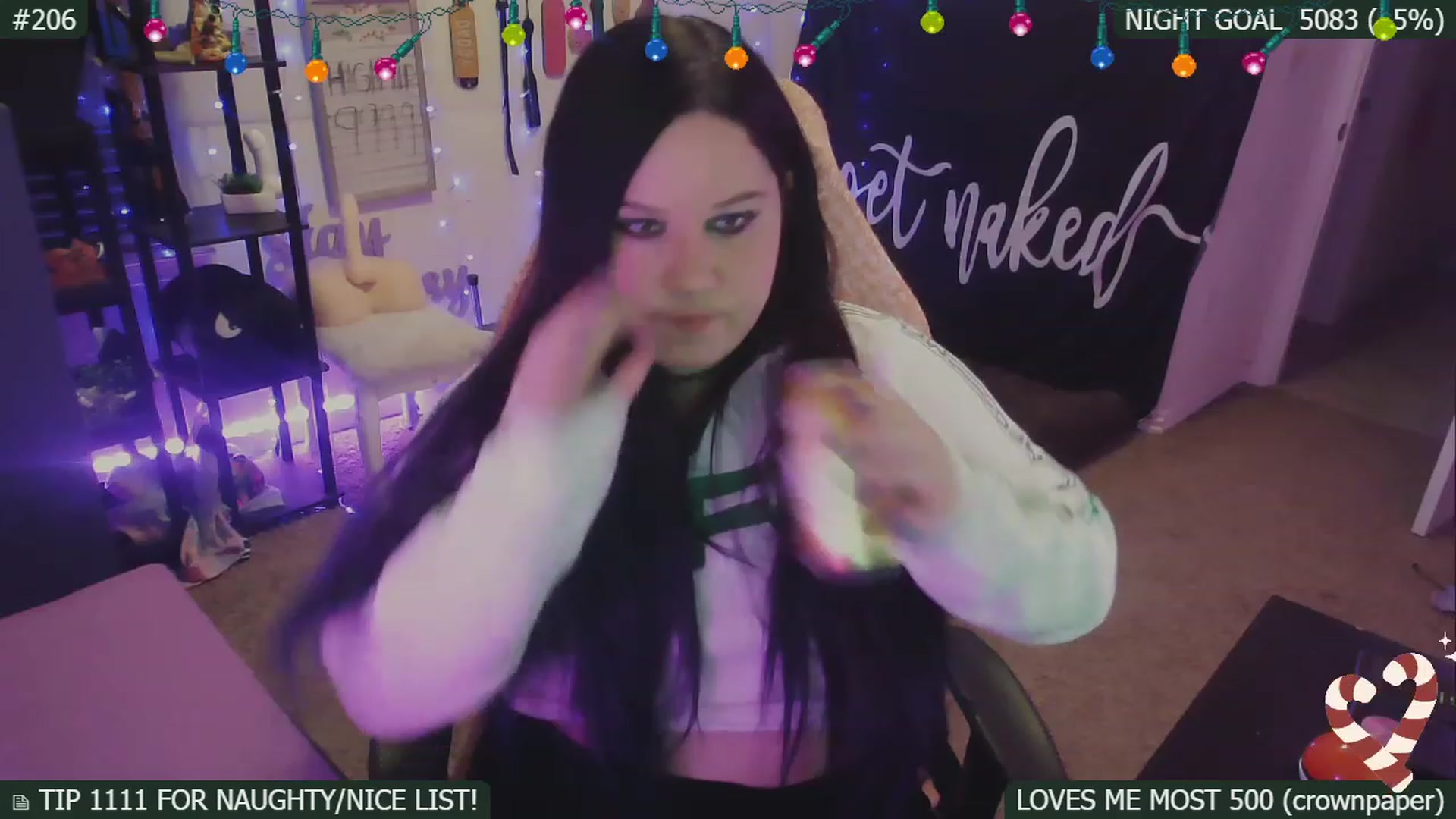 Gallery image thumbnail from SassySarah94's myfreecams stream on, 12/29/2022, 06:06 image 13 of 20