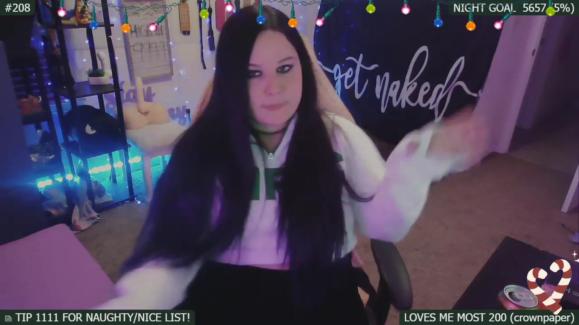 Gallery image thumbnail from SassySarah94's myfreecams stream on, 12/29/2022, 06:06 image 8 of 20