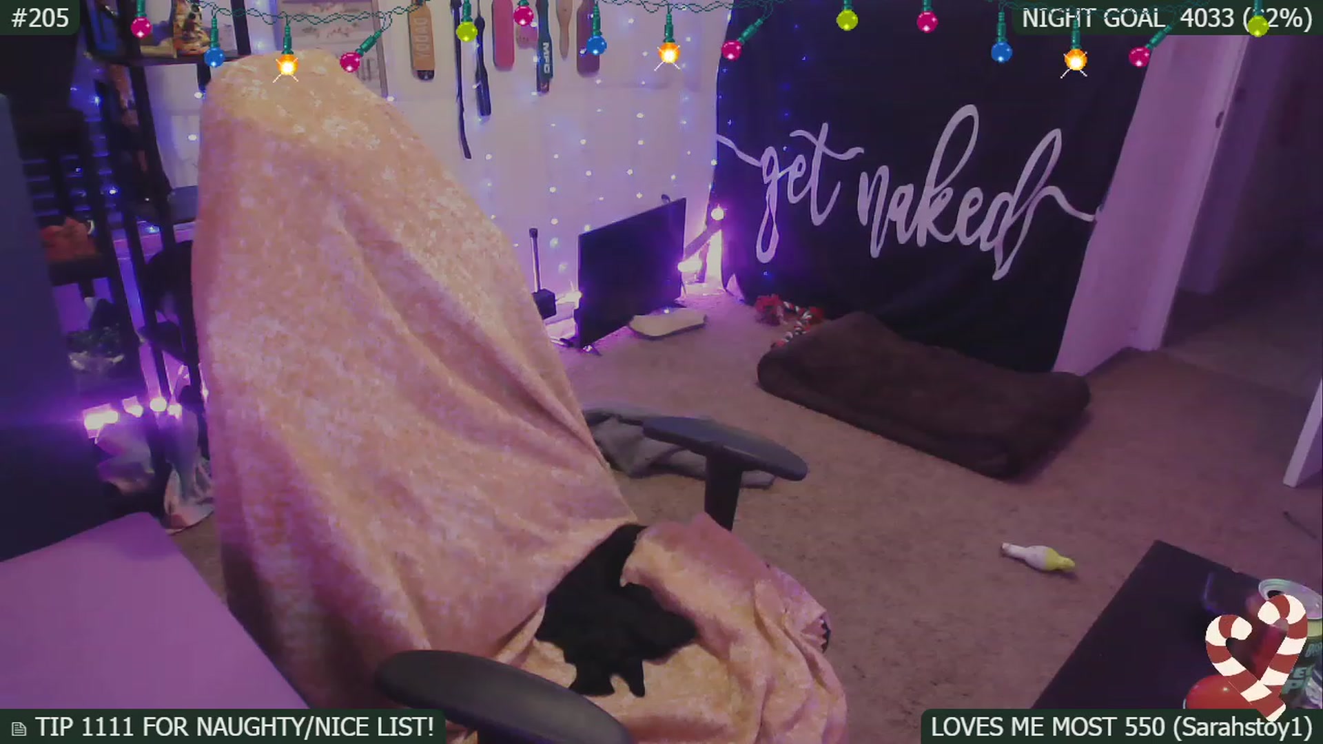 Gallery image thumbnail from SassySarah94's myfreecams stream on, 12/29/2022, 07:38 image 7 of 20