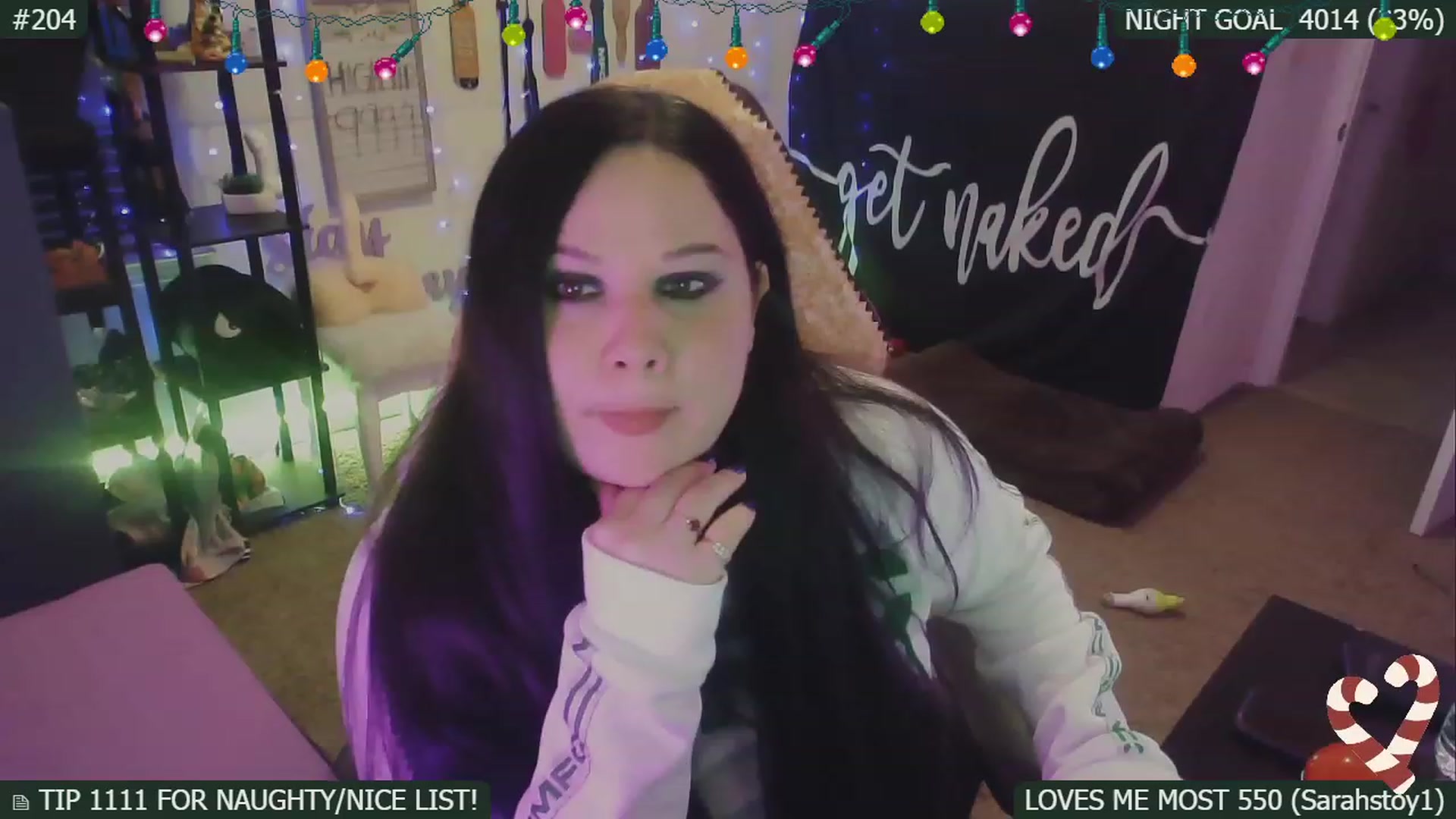 Gallery image thumbnail from SassySarah94's myfreecams stream on, 12/29/2022, 07:38 image 11 of 20