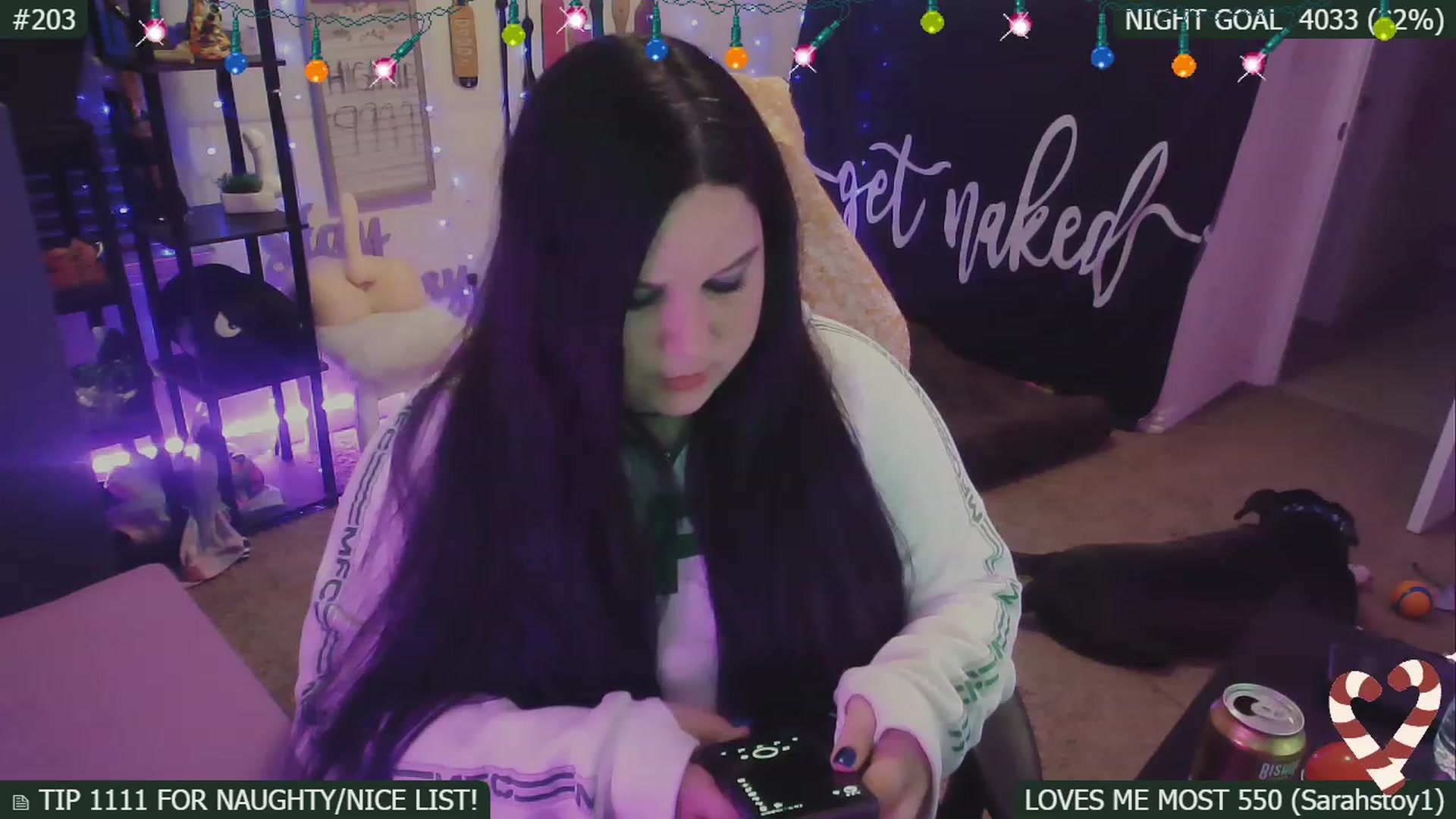 Gallery image thumbnail from SassySarah94's myfreecams stream on, 12/29/2022, 07:38 image 4 of 20