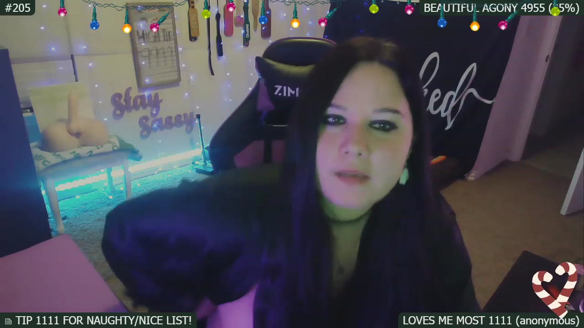 Gallery image thumbnail from SassySarah94's myfreecams stream on, 12/30/2022, 06:04 image 20 of 20