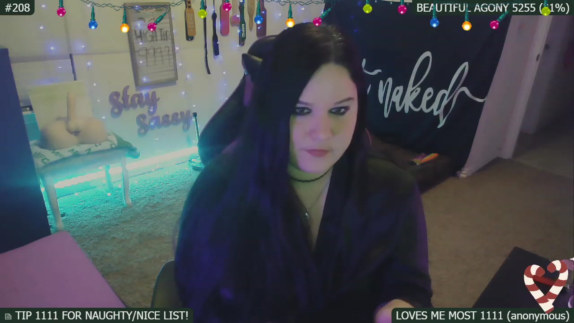 Gallery image thumbnail from SassySarah94's myfreecams stream on, 12/30/2022, 06:04 image 8 of 20