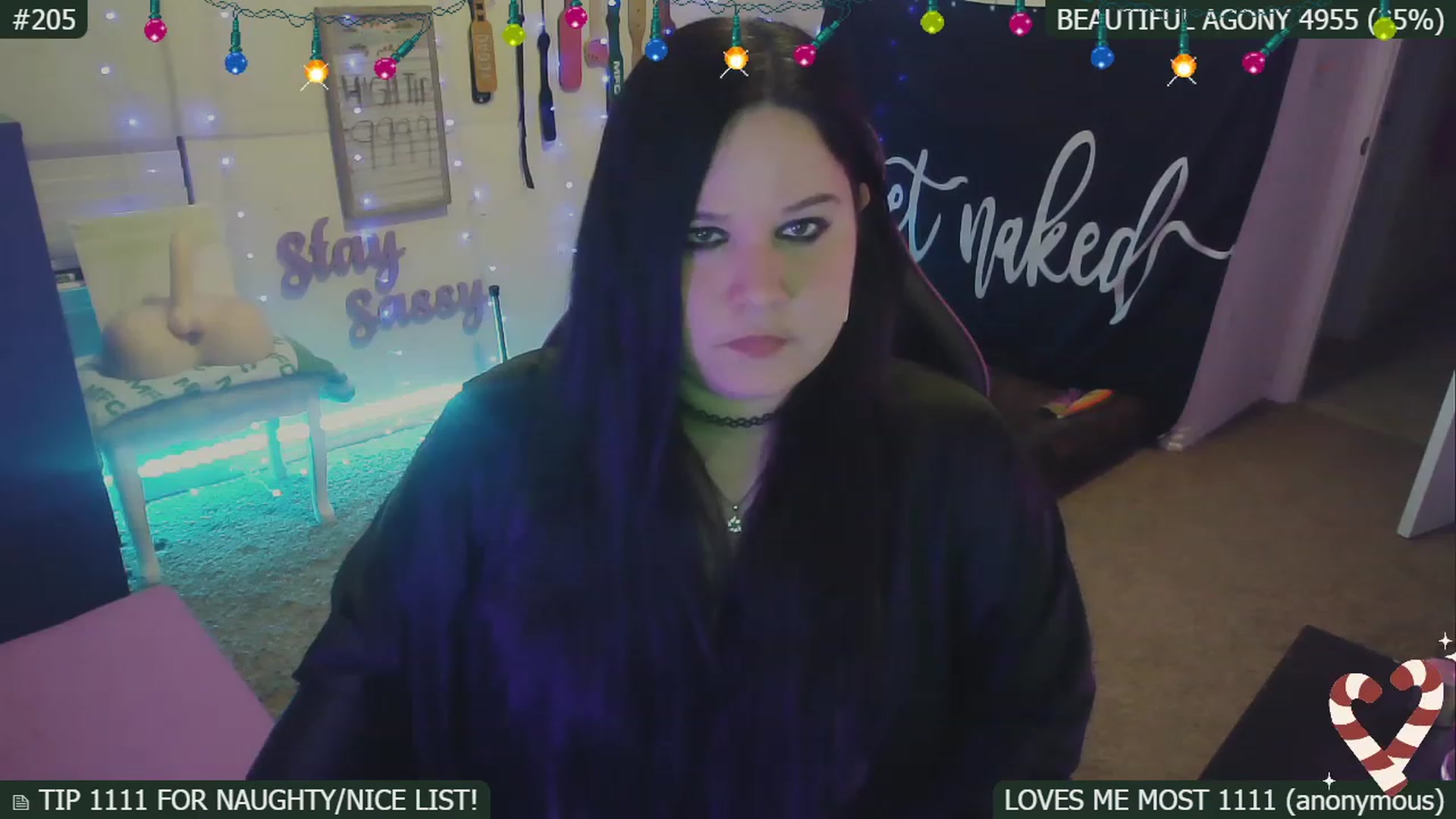 Gallery image thumbnail from SassySarah94's myfreecams stream on, 12/30/2022, 06:04 image 14 of 20