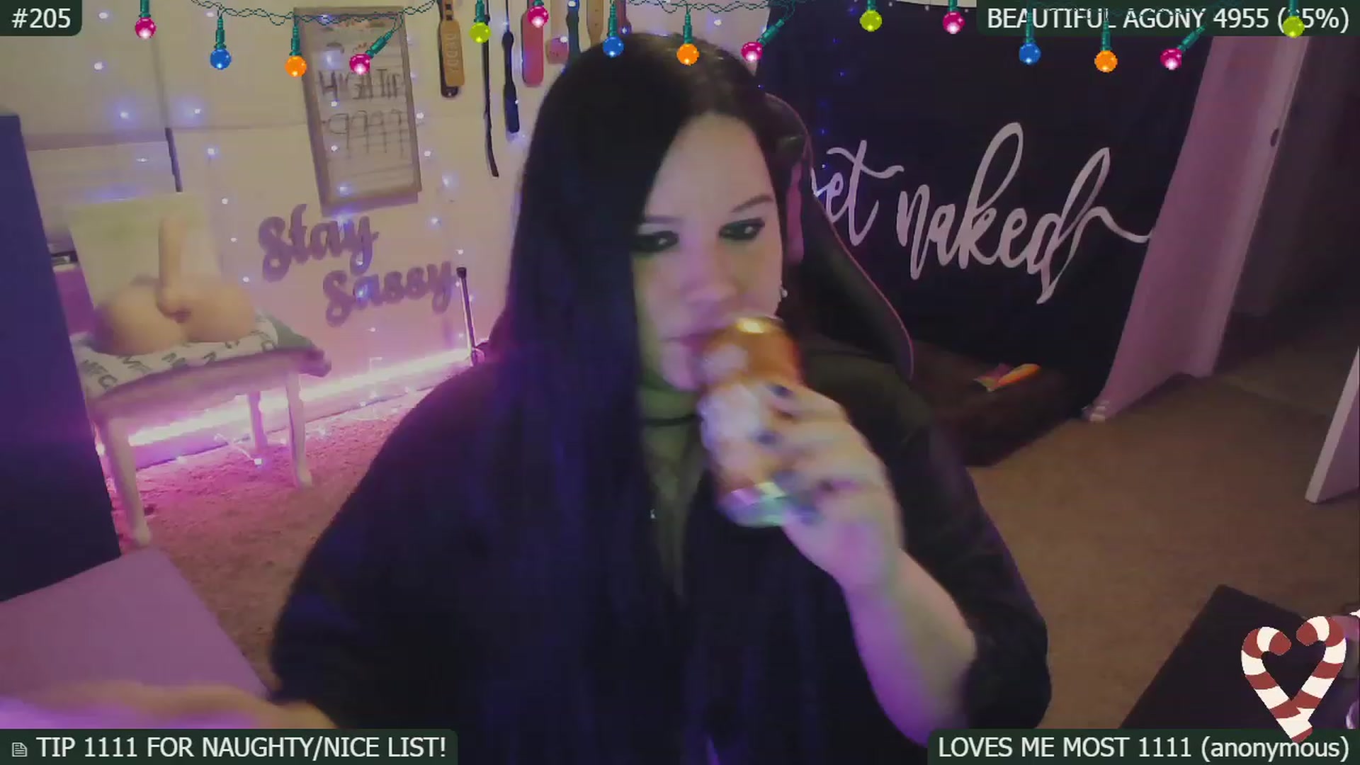 Gallery image thumbnail from SassySarah94's myfreecams stream on, 12/30/2022, 06:04 image 18 of 20