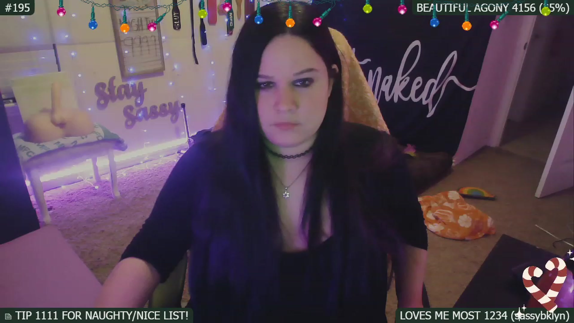 Gallery image thumbnail from SassySarah94's myfreecams stream on, 12/31/2022, 06:25 image 5 of 20