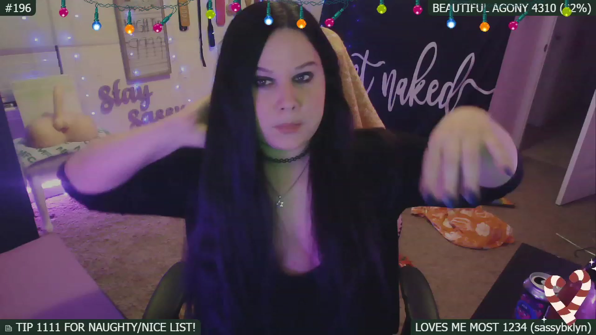 Gallery image thumbnail from SassySarah94's myfreecams stream on, 12/31/2022, 06:25 image 2 of 20