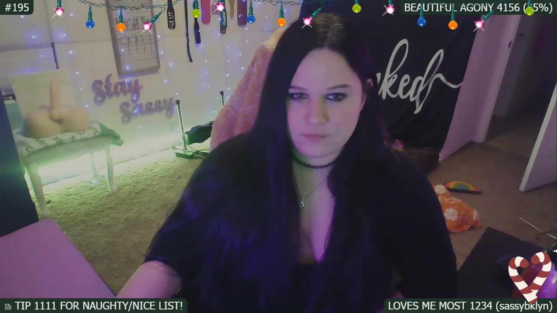 Gallery image thumbnail from SassySarah94's myfreecams stream on, 12/31/2022, 06:25 image 6 of 20