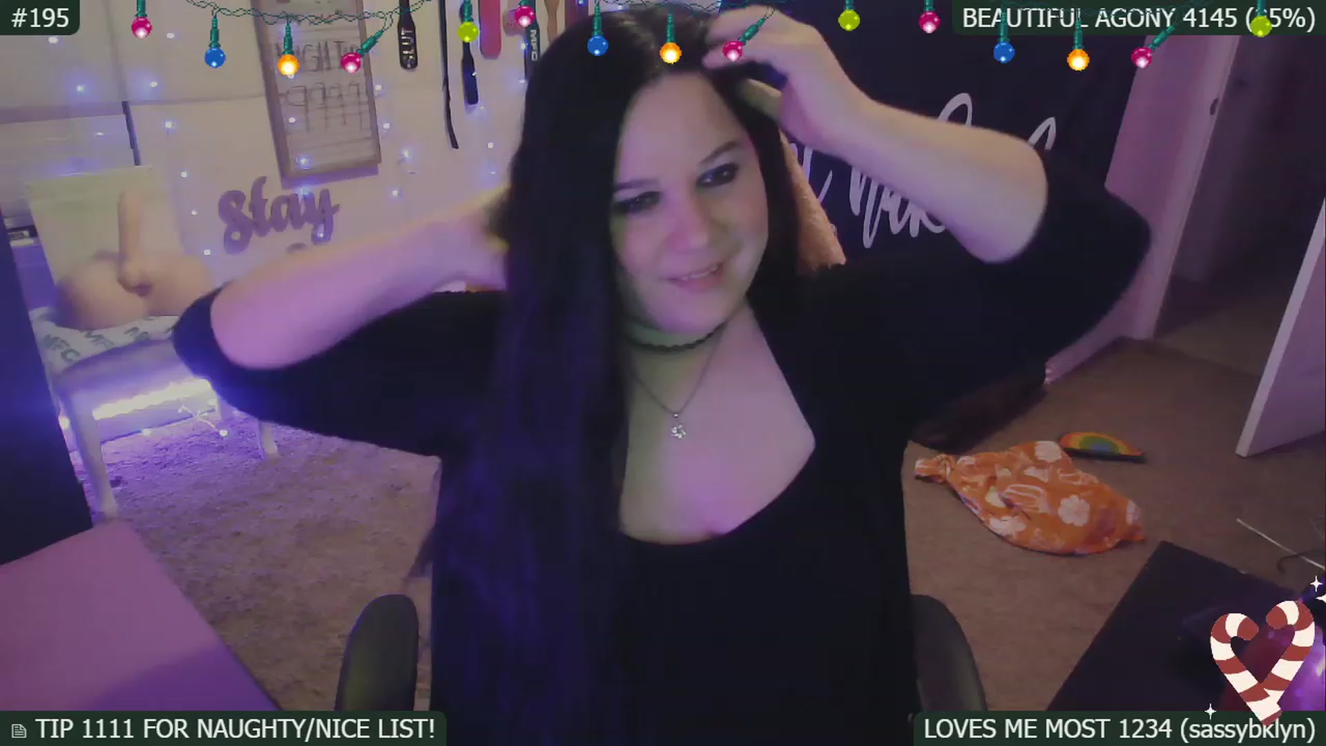 Gallery image thumbnail from SassySarah94's myfreecams stream on, 12/31/2022, 06:25 image 7 of 20