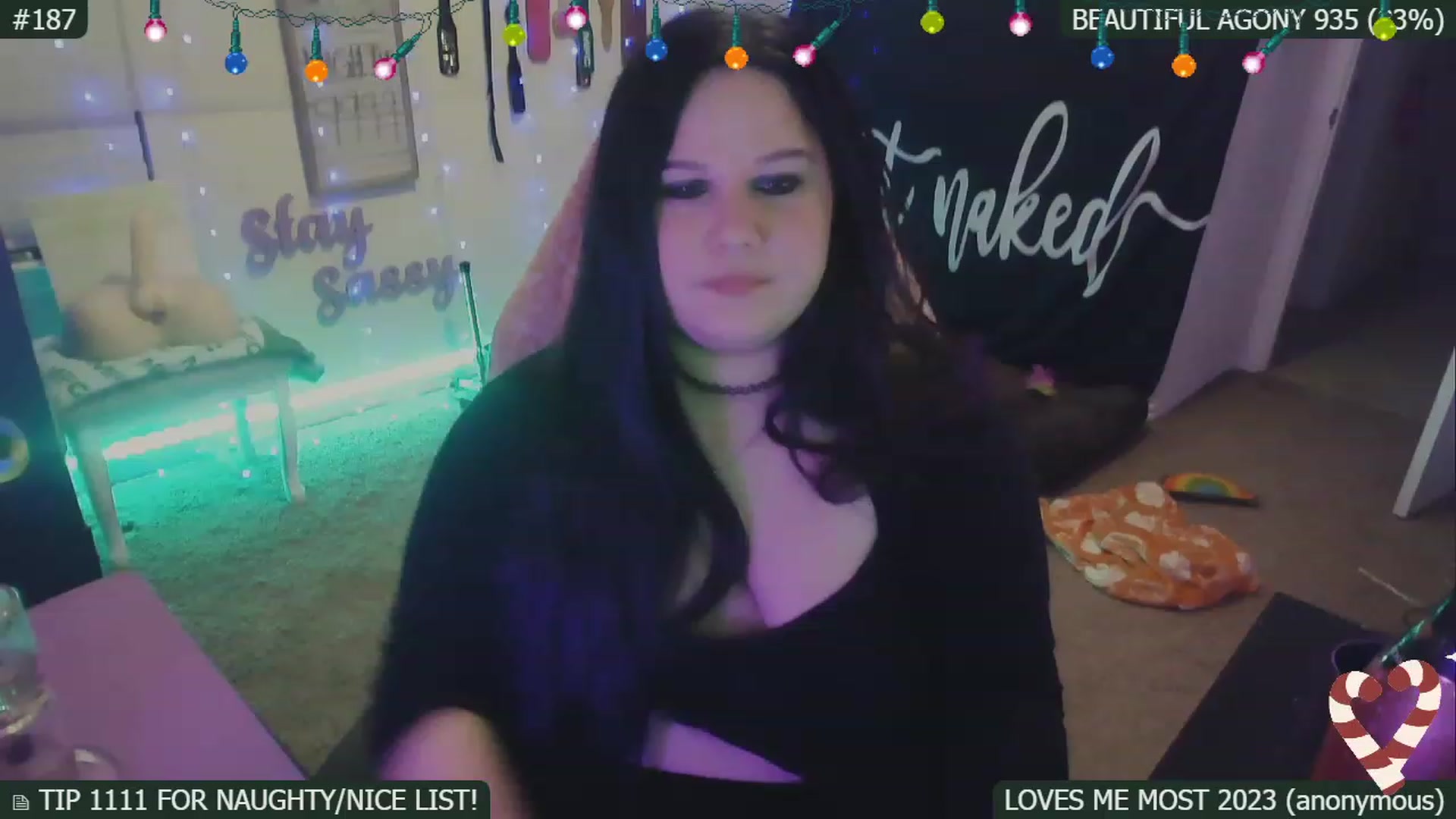 Gallery image thumbnail from SassySarah94's myfreecams stream on, 12/31/2022, 07:21 image 7 of 20