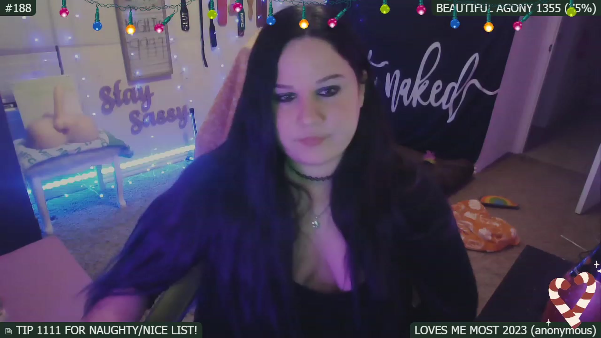 Gallery image thumbnail from SassySarah94's myfreecams stream on, 12/31/2022, 07:21 image 3 of 20