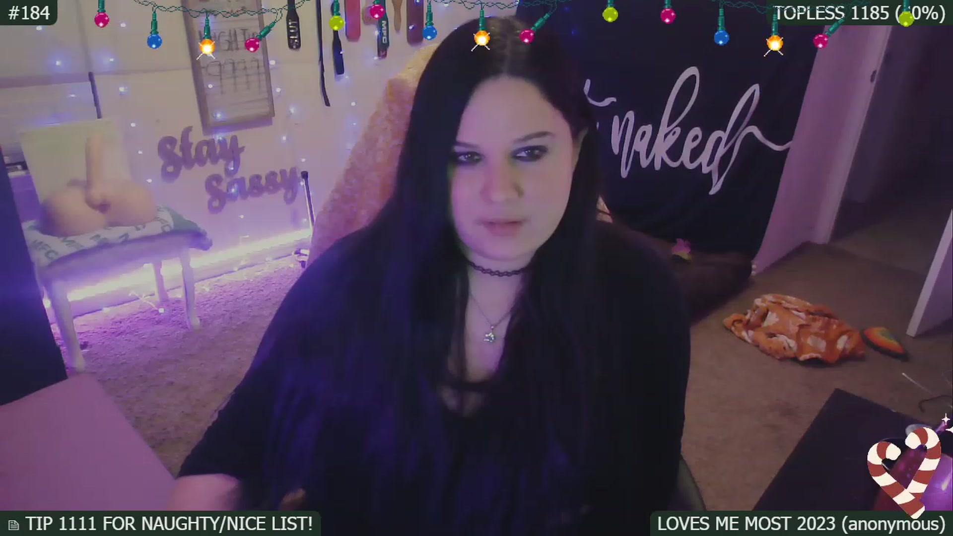 Gallery image thumbnail from SassySarah94's myfreecams stream on, 12/31/2022, 08:31 image 13 of 20