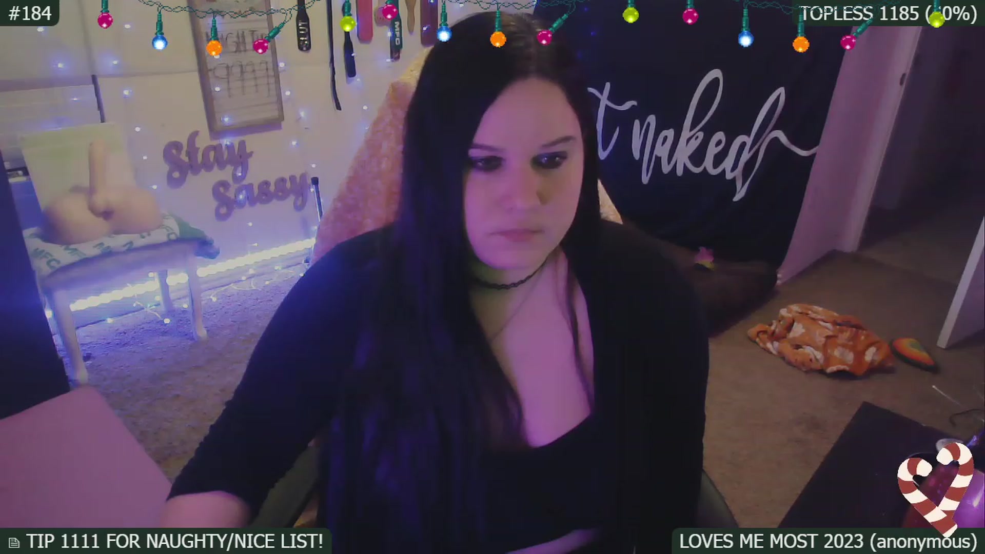 Gallery image thumbnail from SassySarah94's myfreecams stream on, 12/31/2022, 08:31 image 11 of 20