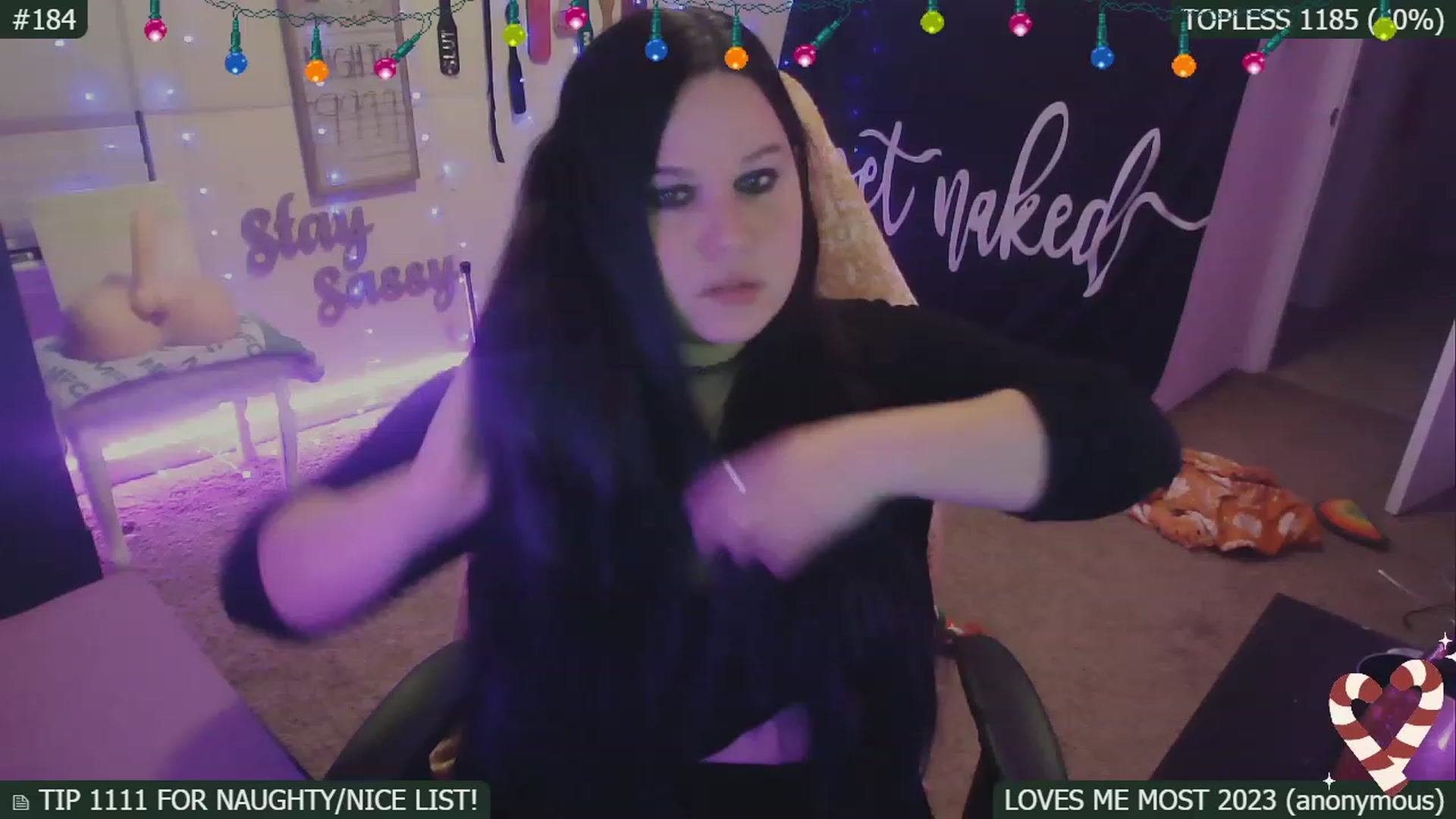 Gallery image thumbnail from SassySarah94's myfreecams stream on, 12/31/2022, 08:31 image 7 of 20