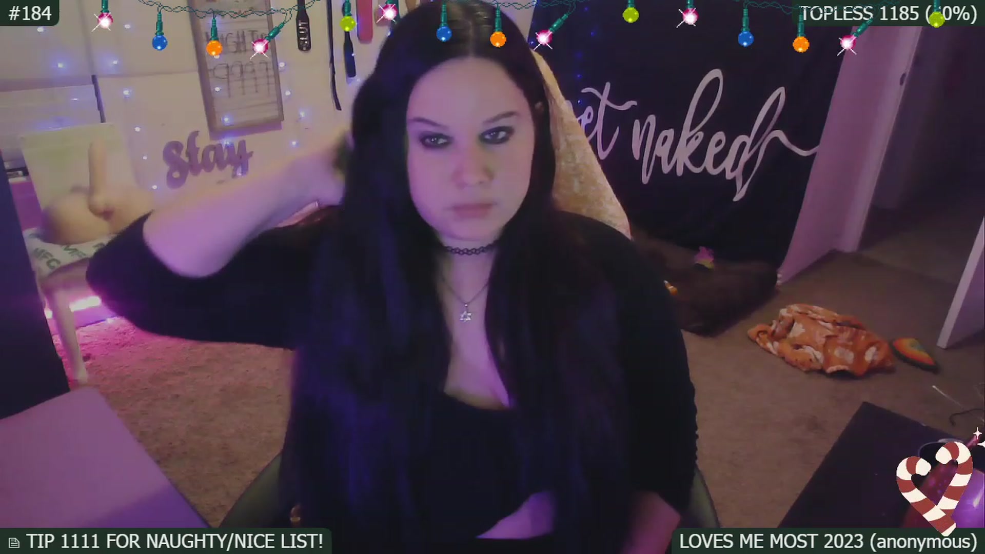 Gallery image thumbnail from SassySarah94's myfreecams stream on, 12/31/2022, 08:31 image 6 of 20