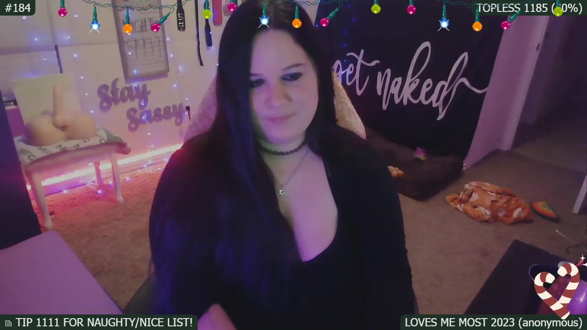 Gallery image thumbnail from SassySarah94's myfreecams stream on, 12/31/2022, 08:31 image 18 of 20